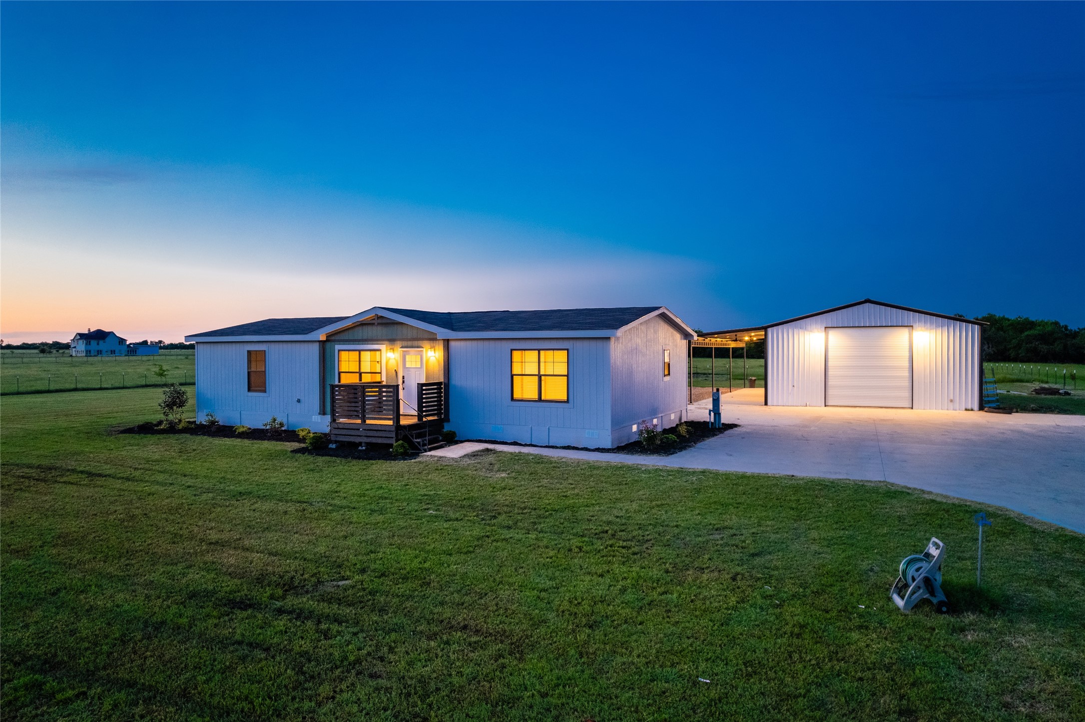 12514 County Road 348 Wills Point TX 75169