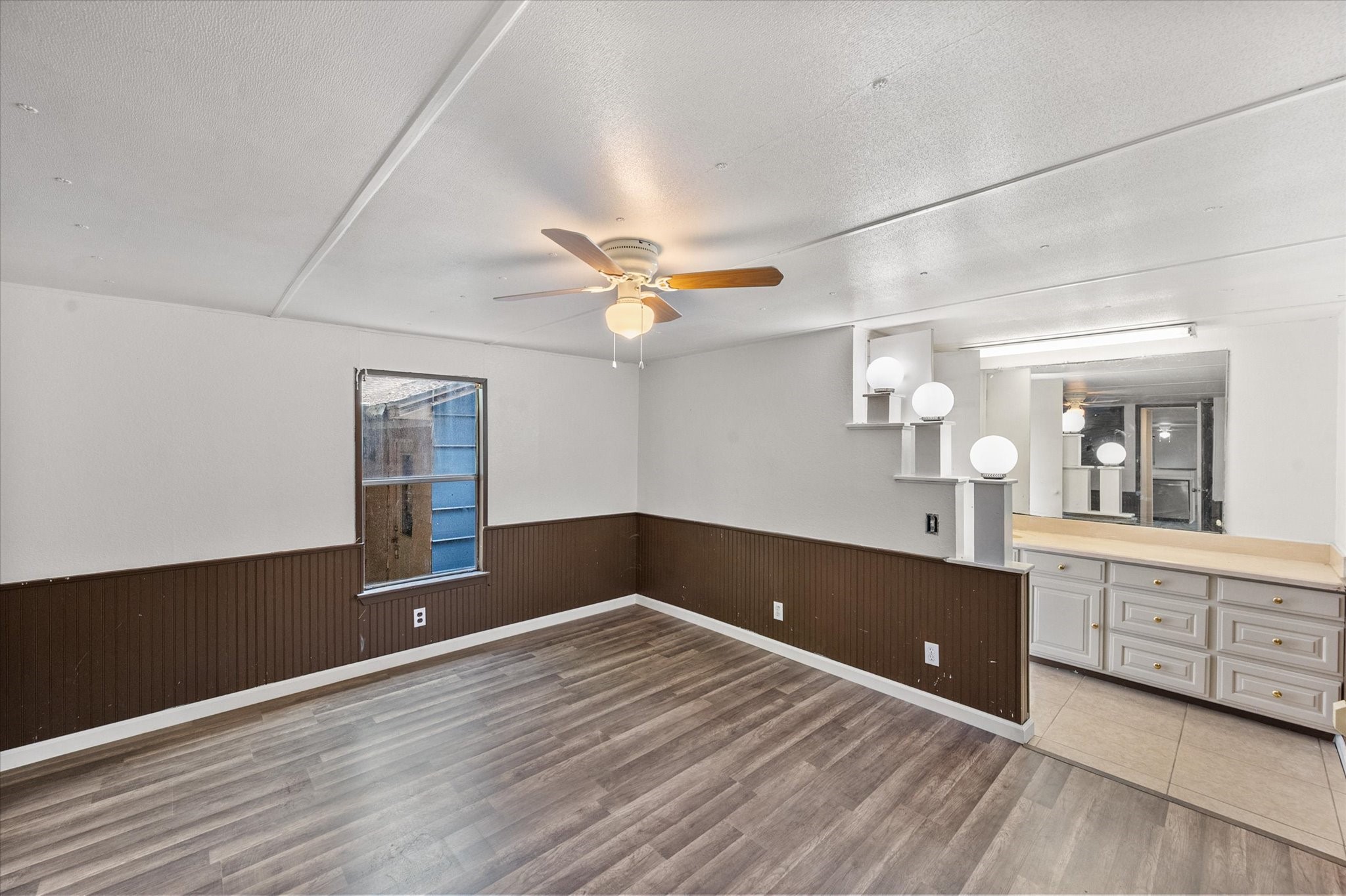 1509 E Apache Trail Granbury TX 76048