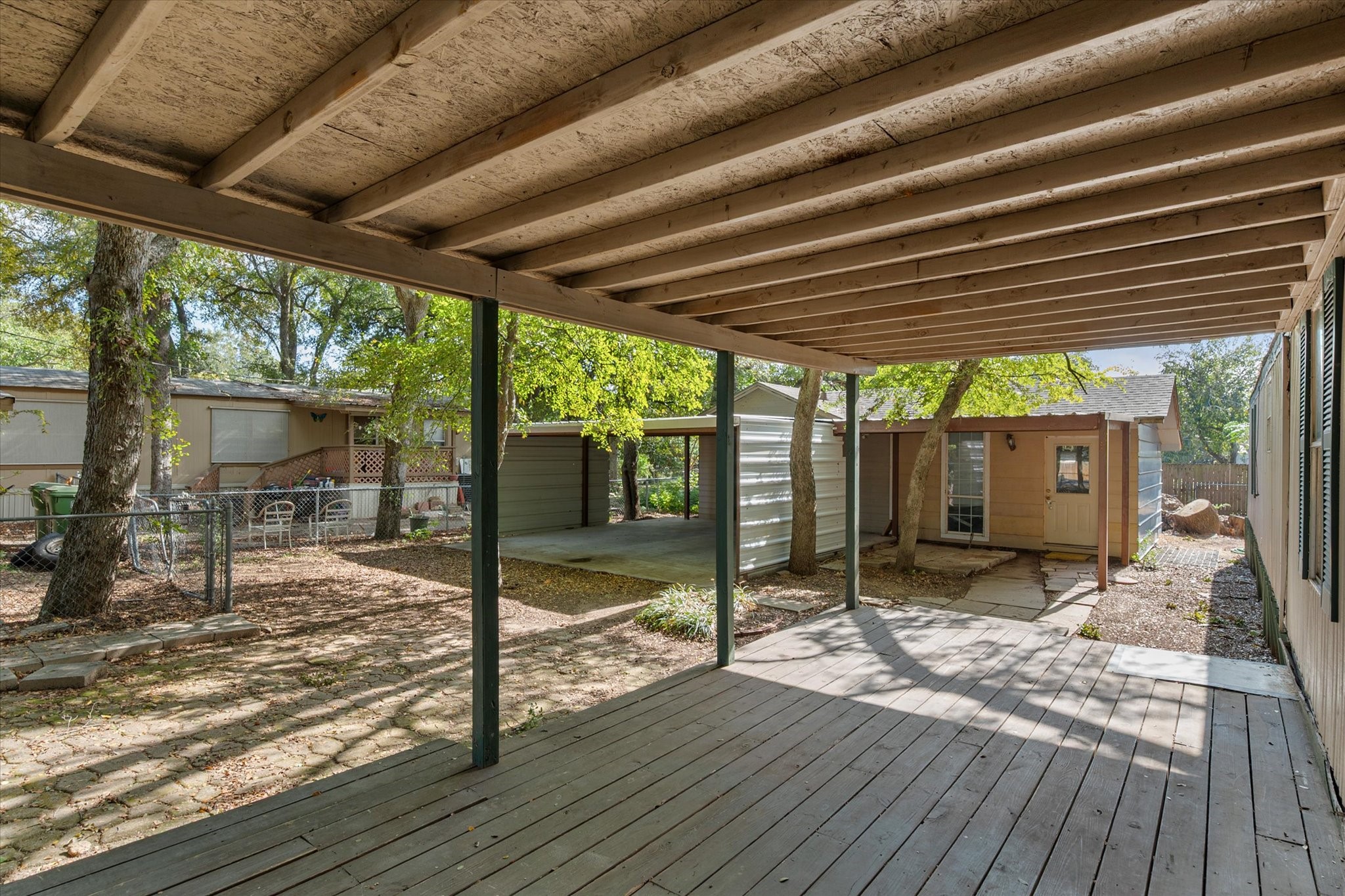 1509 E Apache Trail Granbury TX 76048