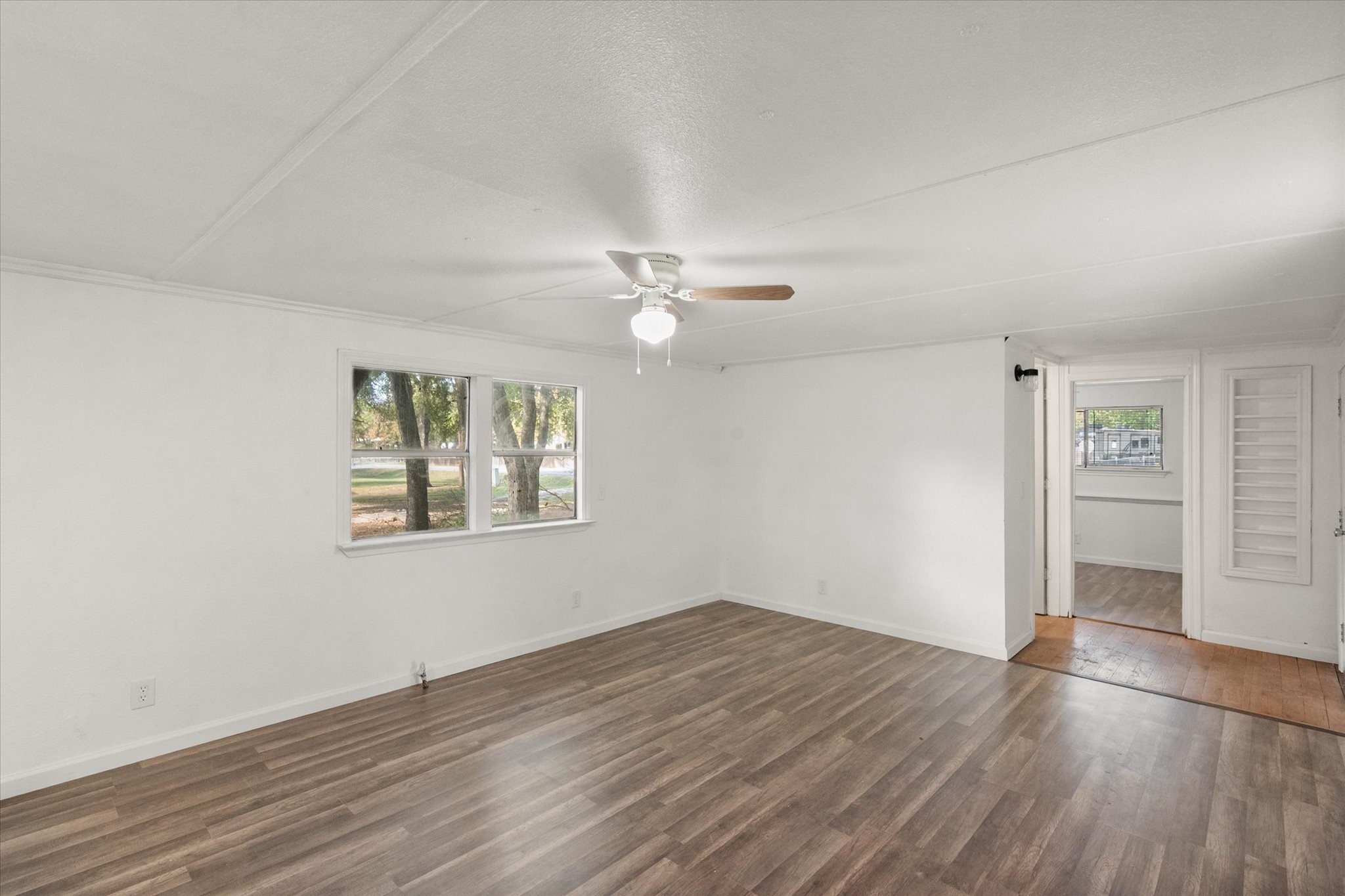 1509 E Apache Trail Granbury TX 76048