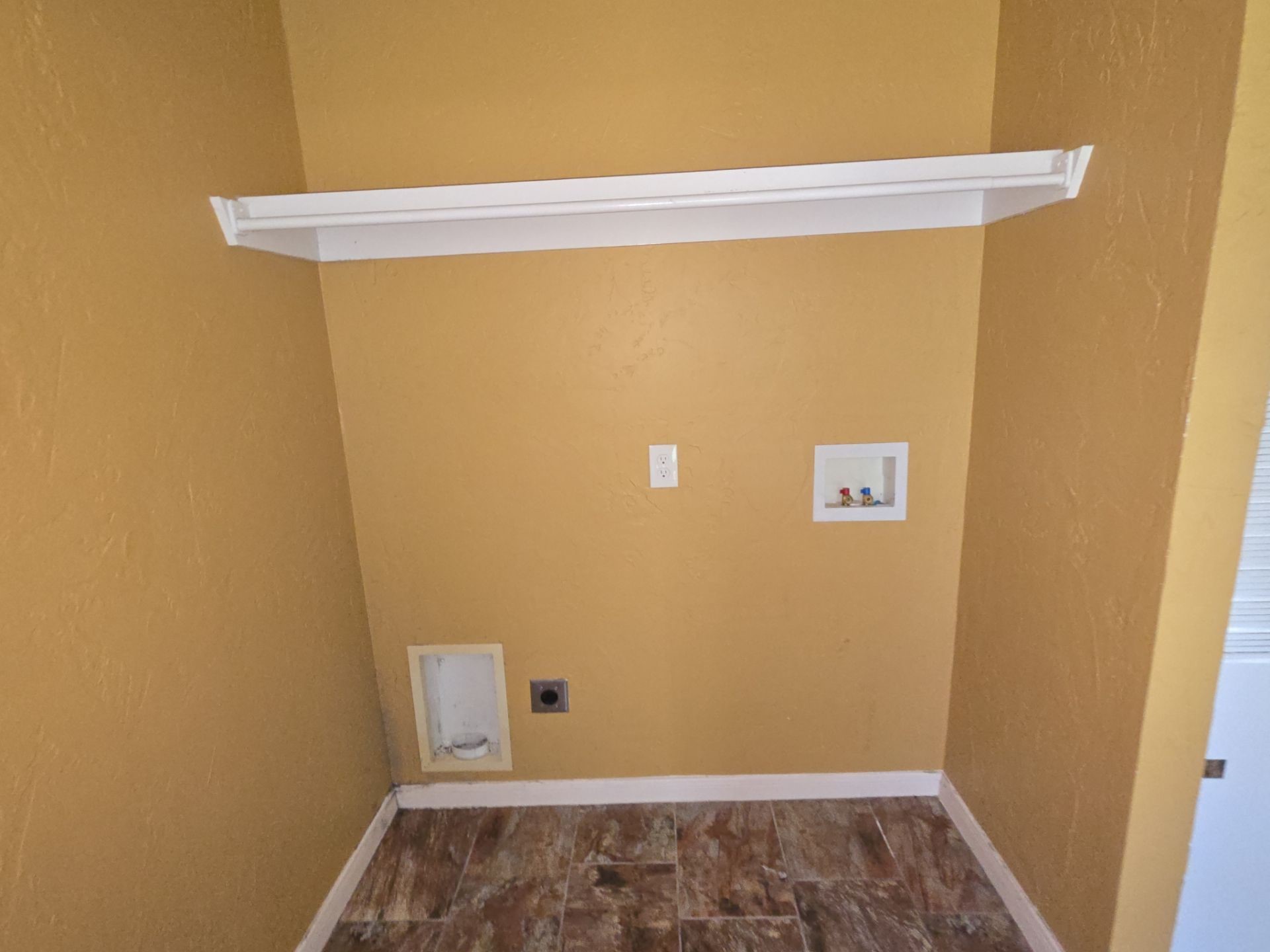 7728 County Road 915 Joshua TX 76058