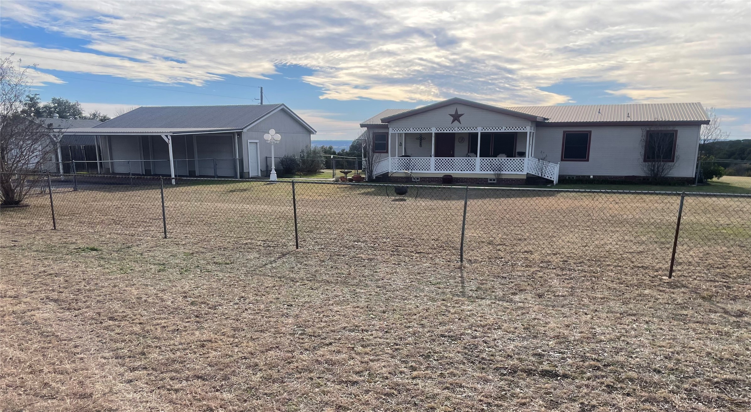 122 County Road 2547 Meridian TX 76665