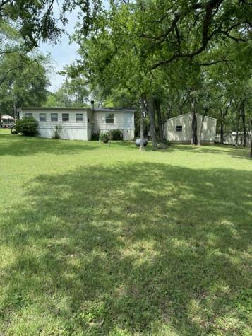 220 Hollyglen Street Gun Barrel City TX 75156