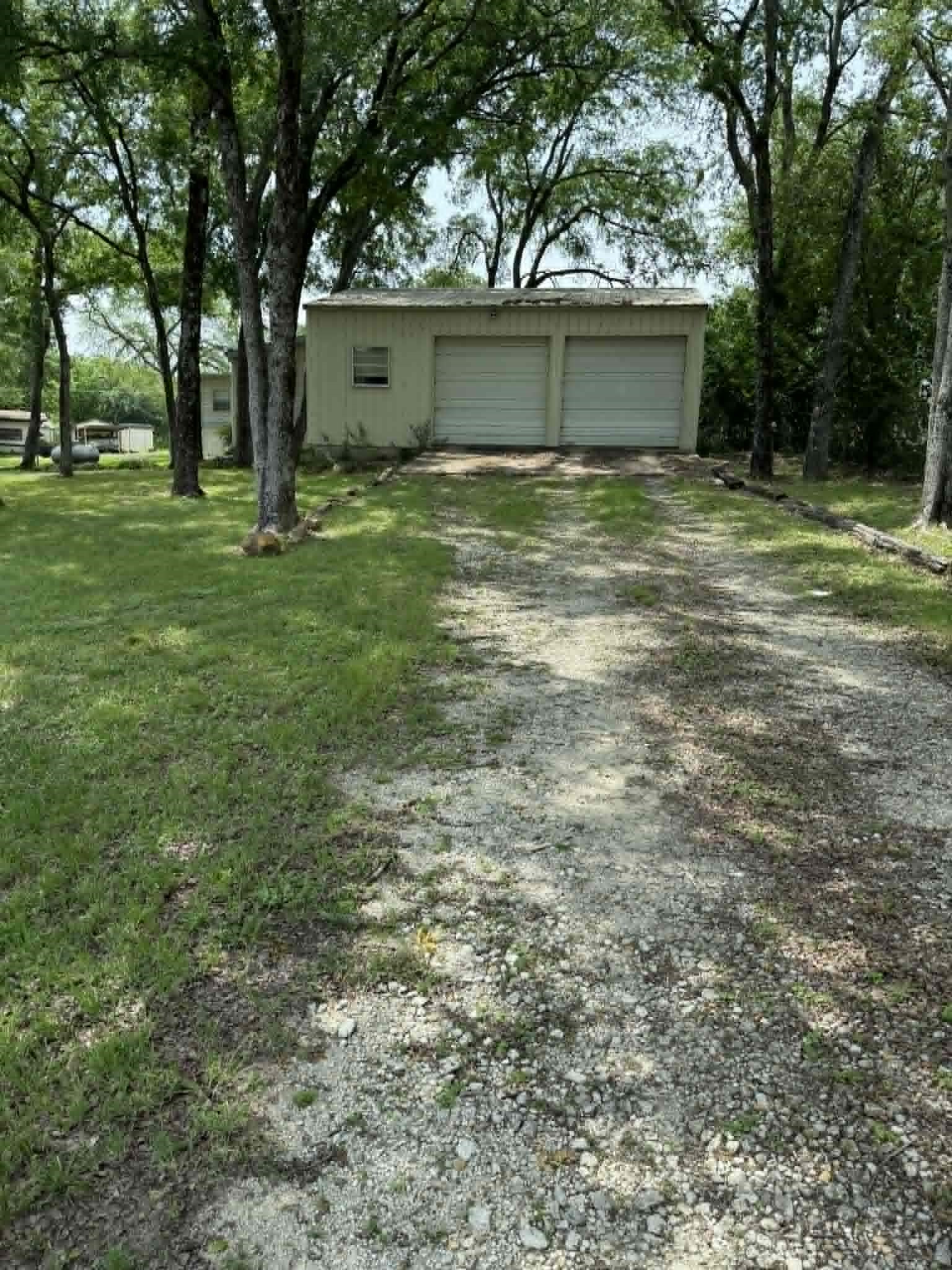 220 Hollyglen Street Gun Barrel City TX 75156