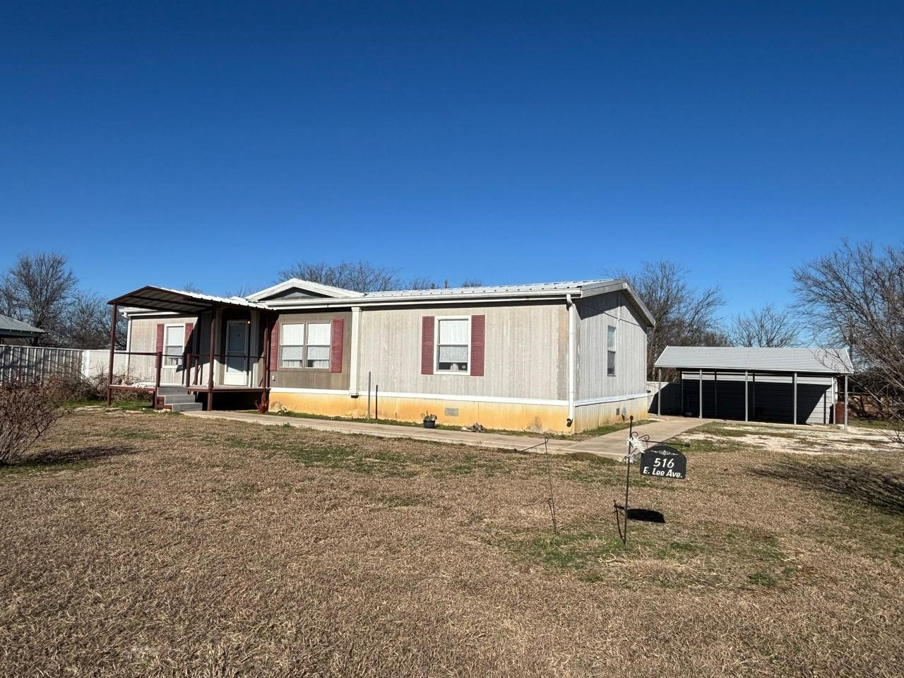516 E Lee Avenue Graford TX 76449