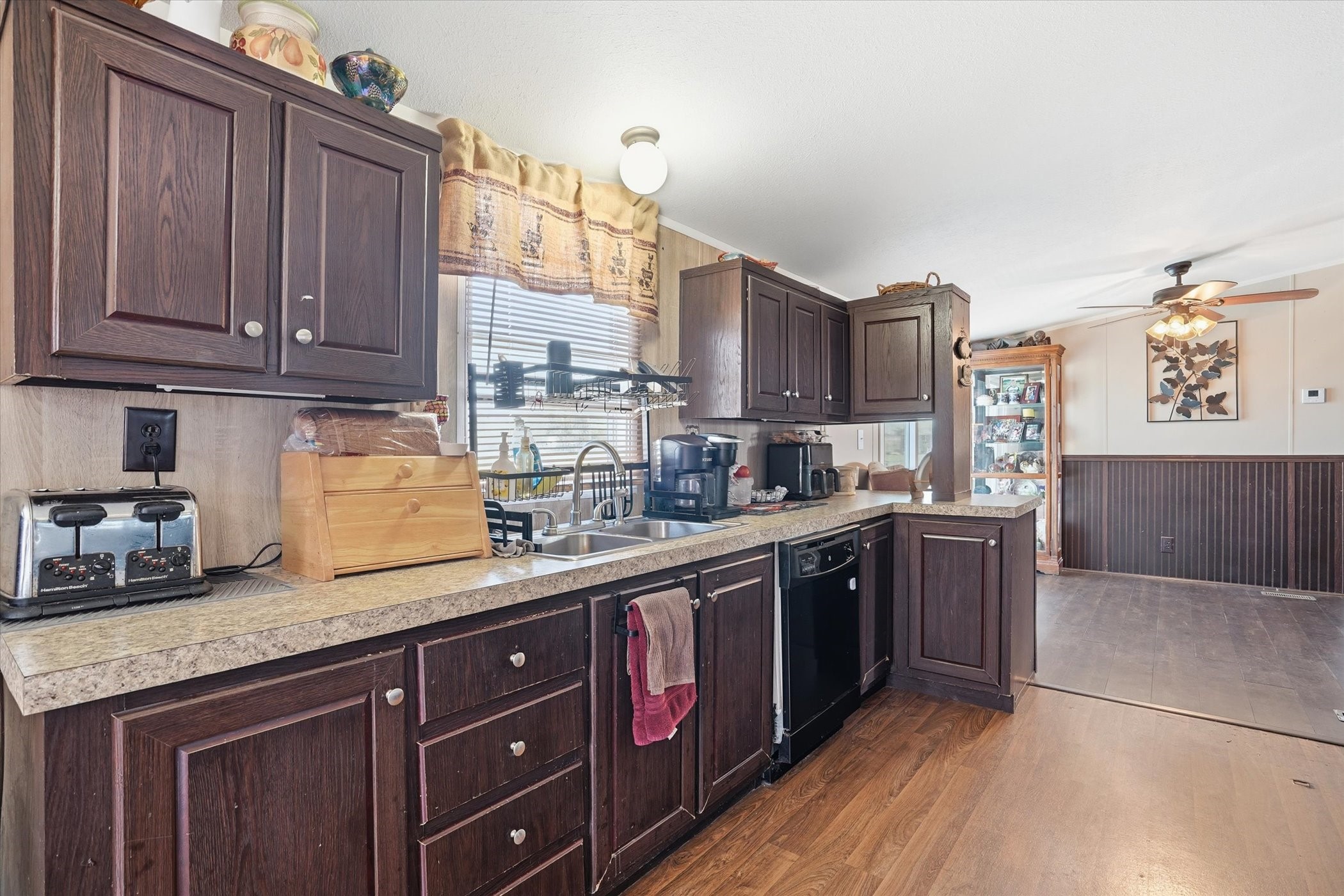 716 Lathem Boulevard Venus TX 76084