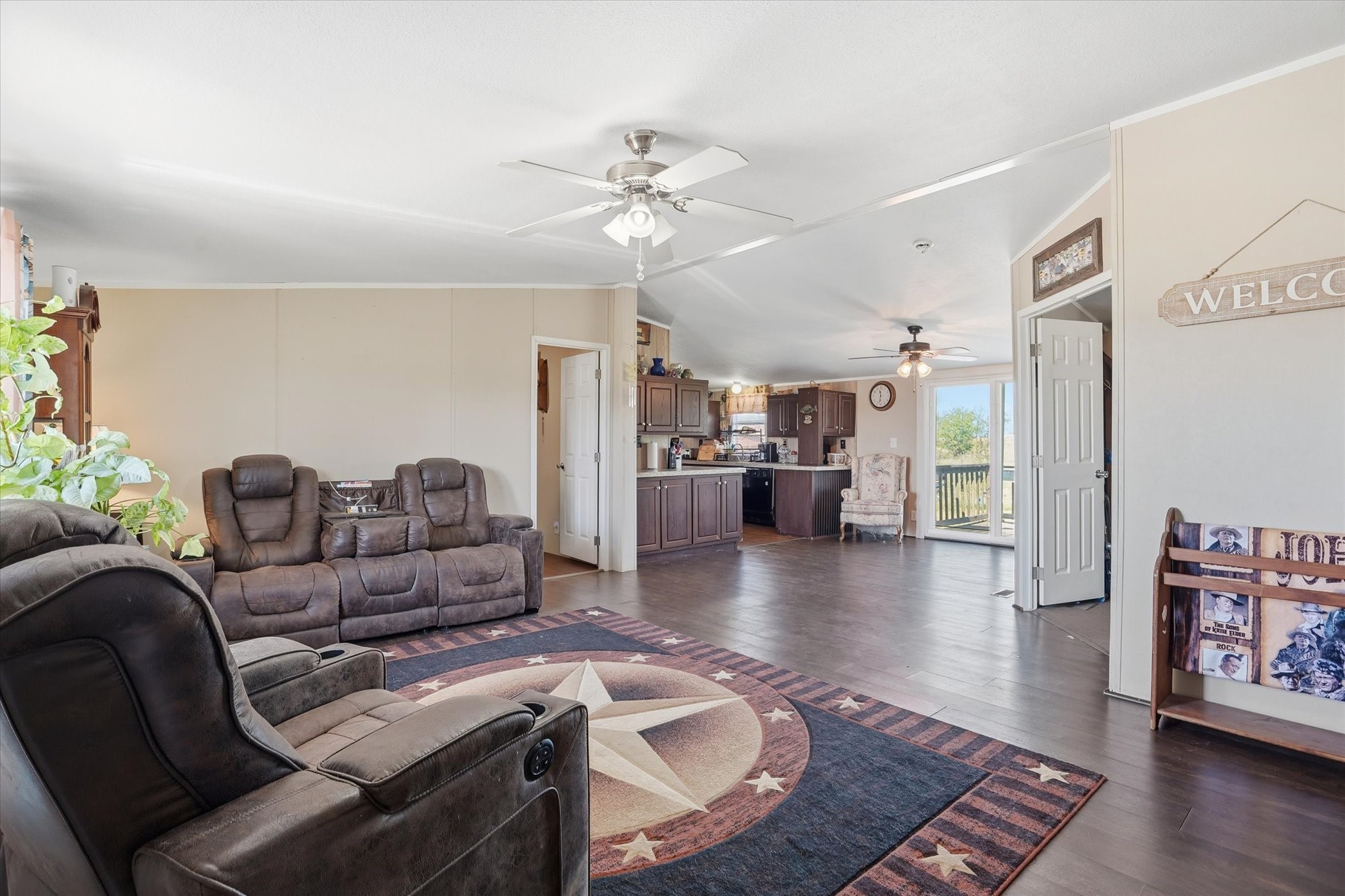 716 Lathem Boulevard Venus TX 76084