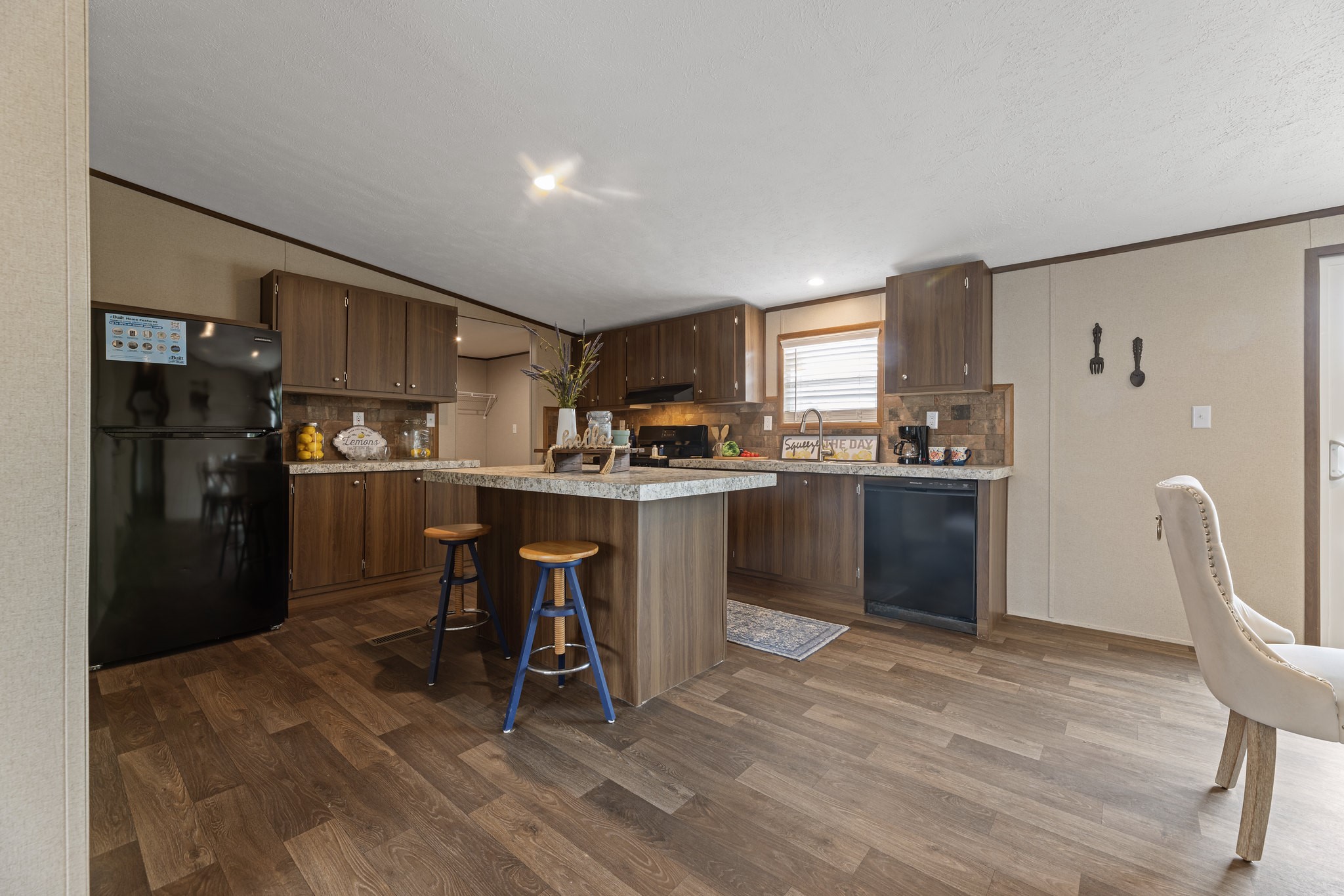 2004 Buffet Way Poolville TX 76487