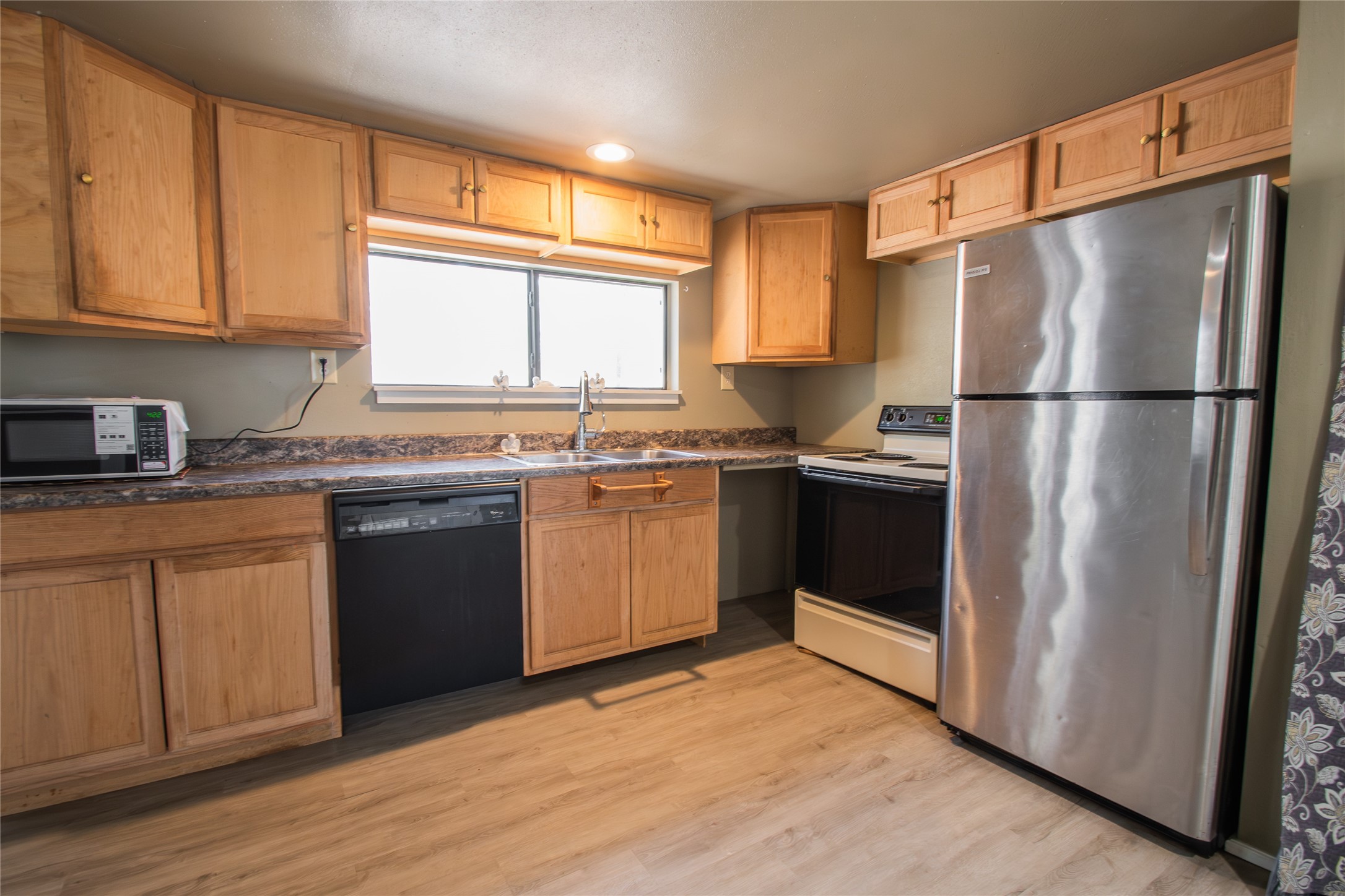 1281 Hickory Hills Drive Murchison TX 75778
