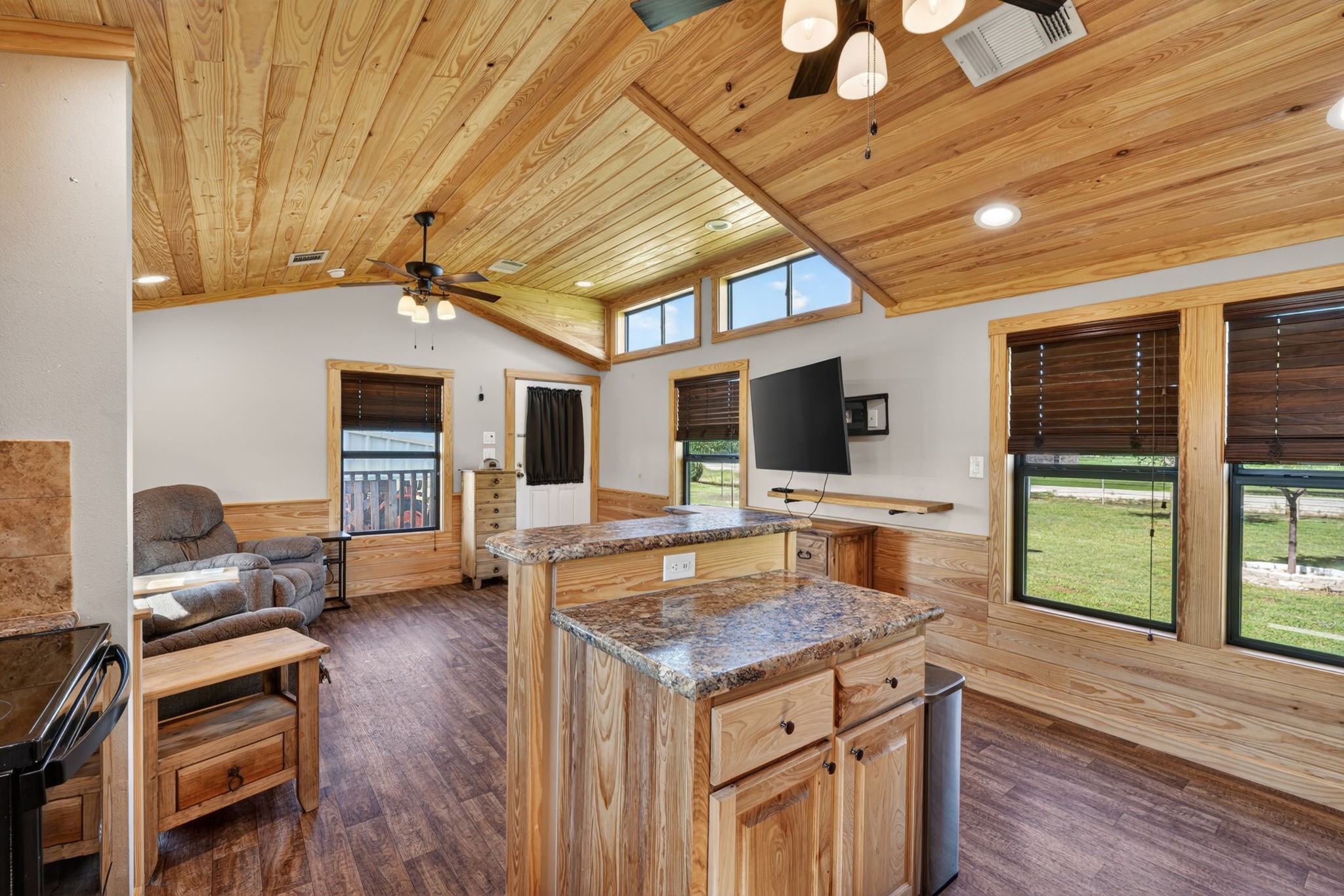 2401 Lamkin Road Mineral Wells TX 76067