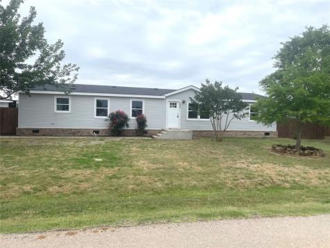 6807 Spring Branch Drive Krum TX 76249