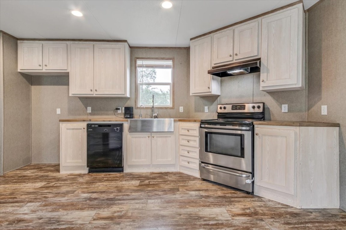 7613 County Road 275 Buffalo TX 75831