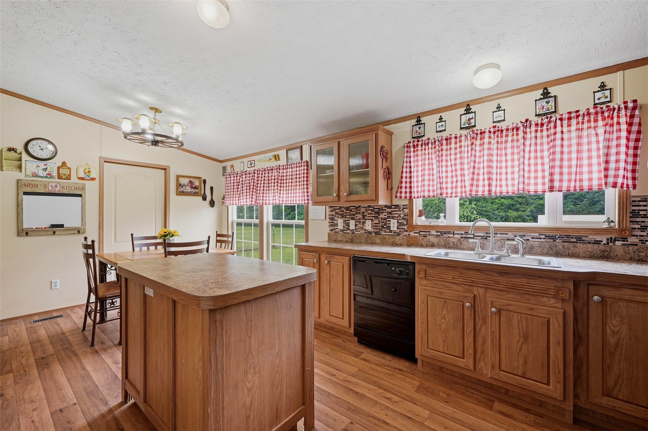 3517 Sandusky Road Whitesboro TX 76273