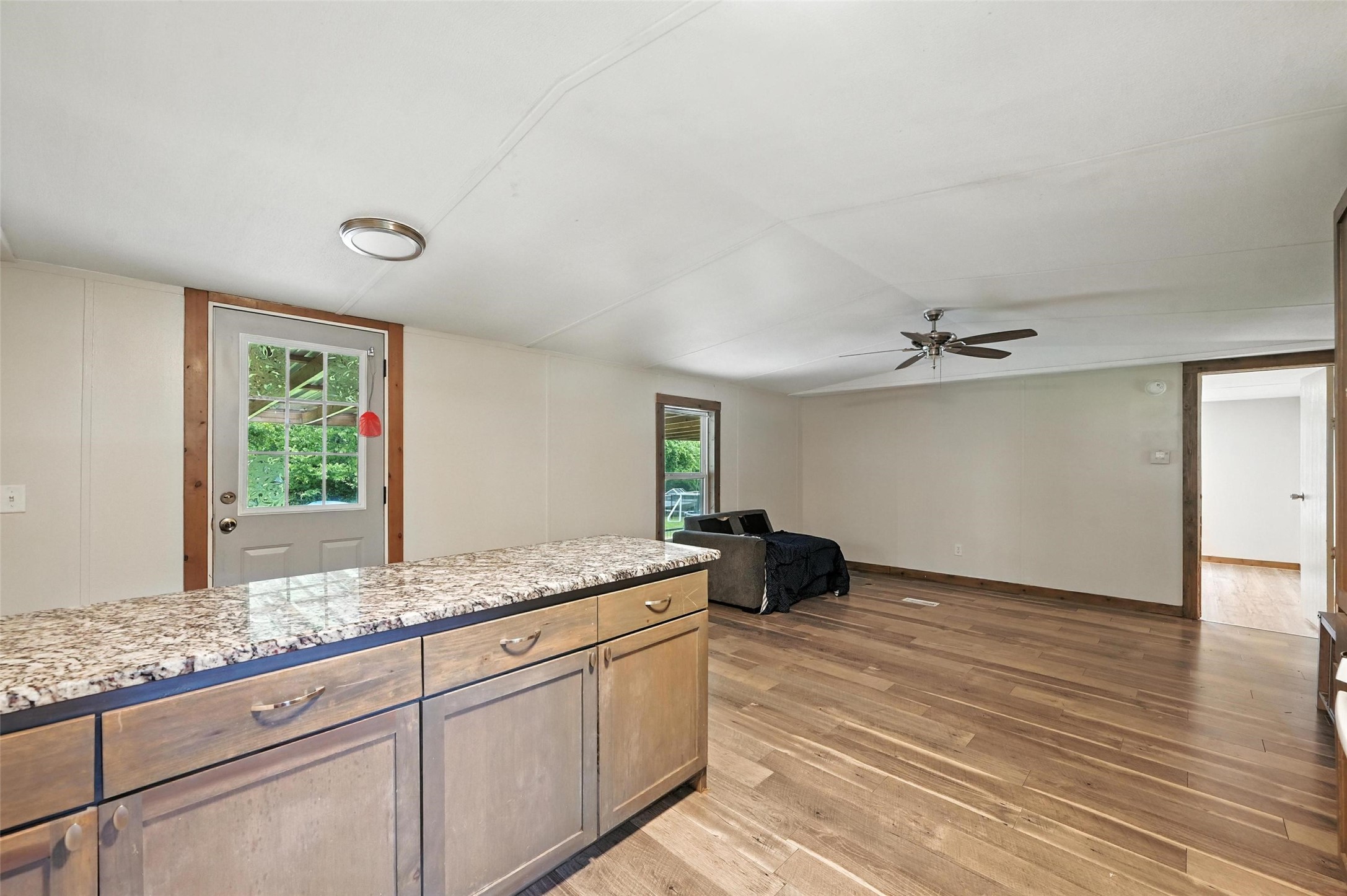 525 Surrey Lane Burleson TX 76028