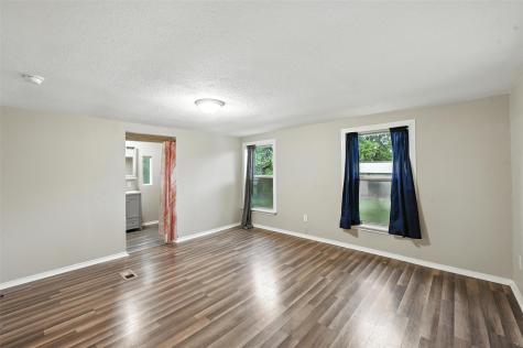525 Surrey Lane Burleson TX 76028