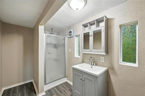 525 Surrey Lane Burleson TX 76028