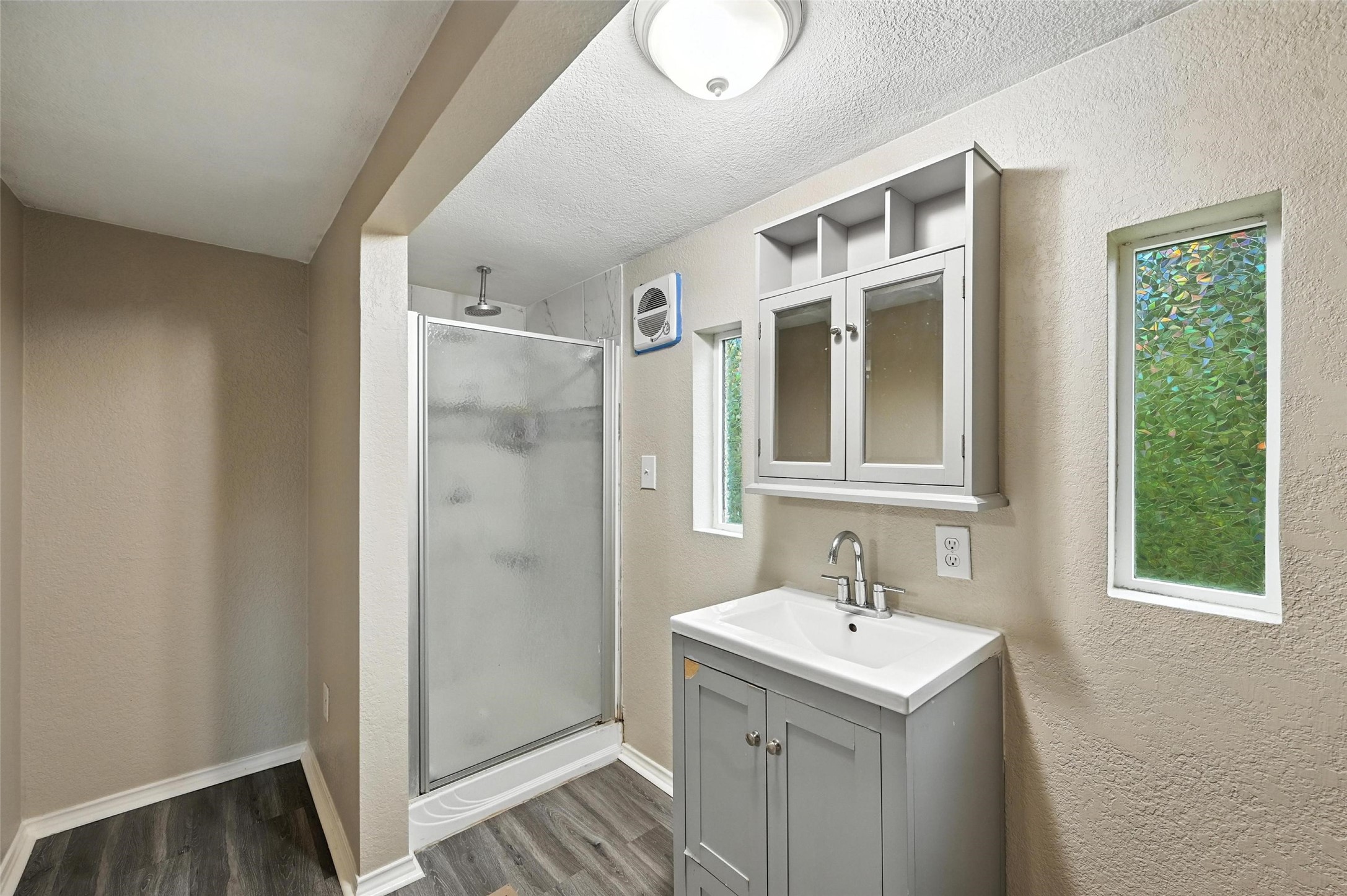 525 Surrey Lane Burleson TX 76028