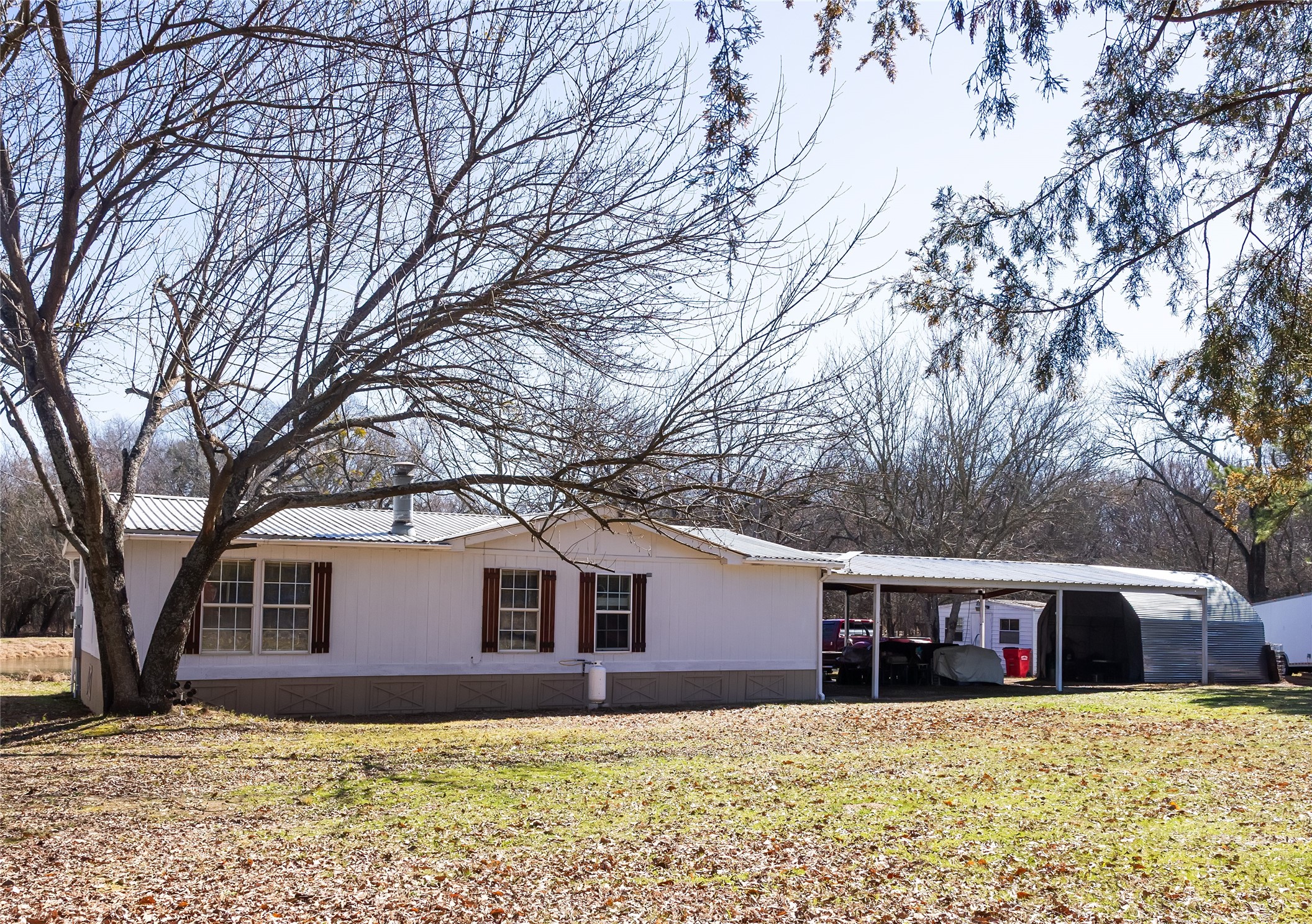 2448 County Road 2125 Ivanhoe TX 75447