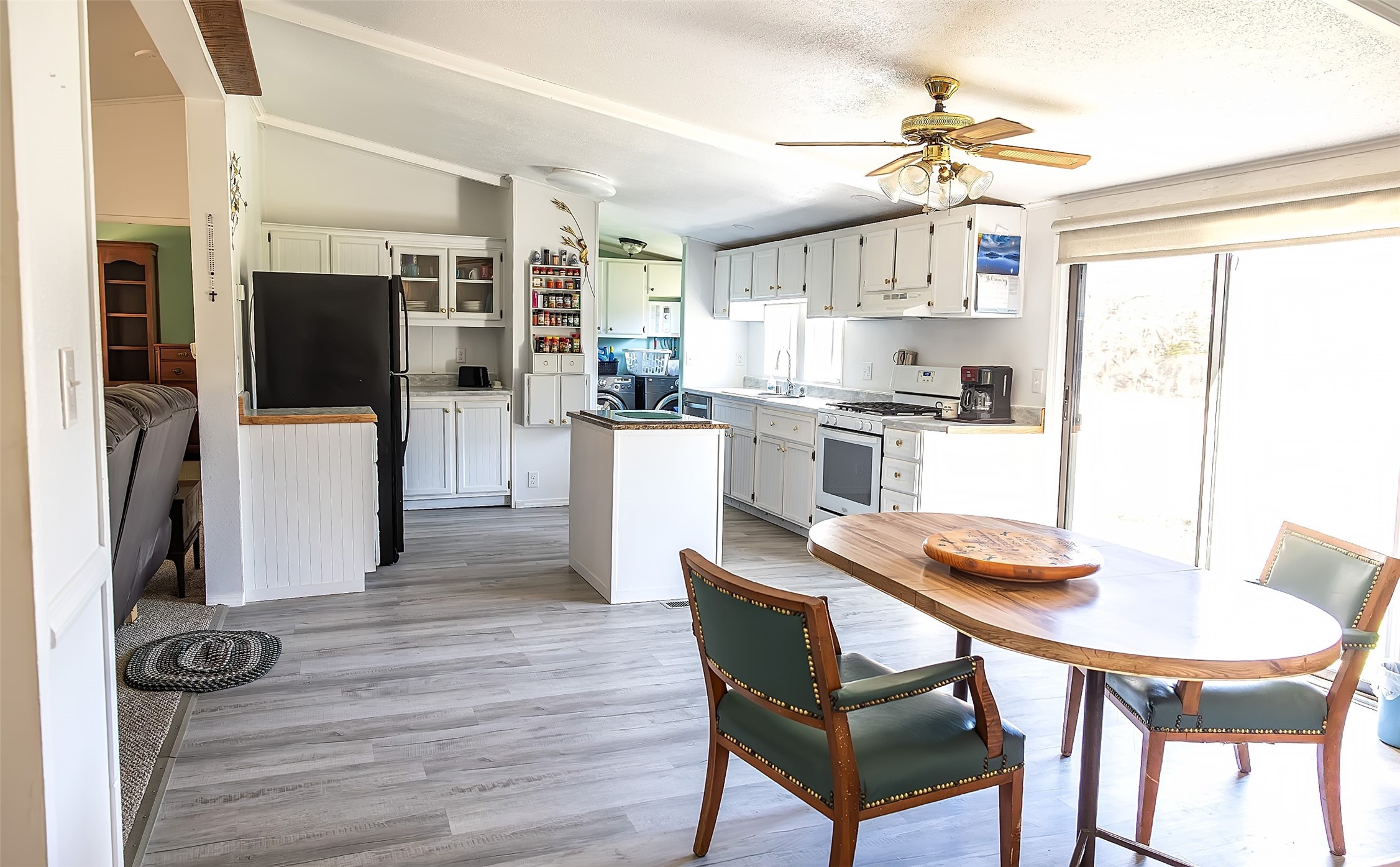 2448 County Road 2125 Ivanhoe TX 75447