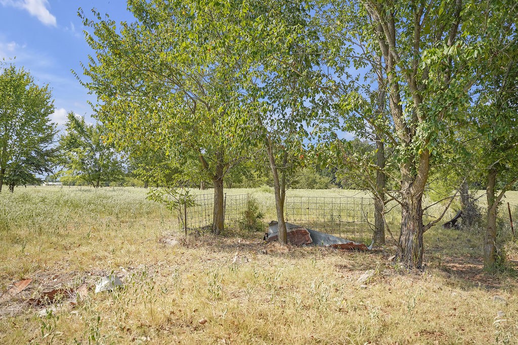 2675 County Road 1165 Brashear TX 75420