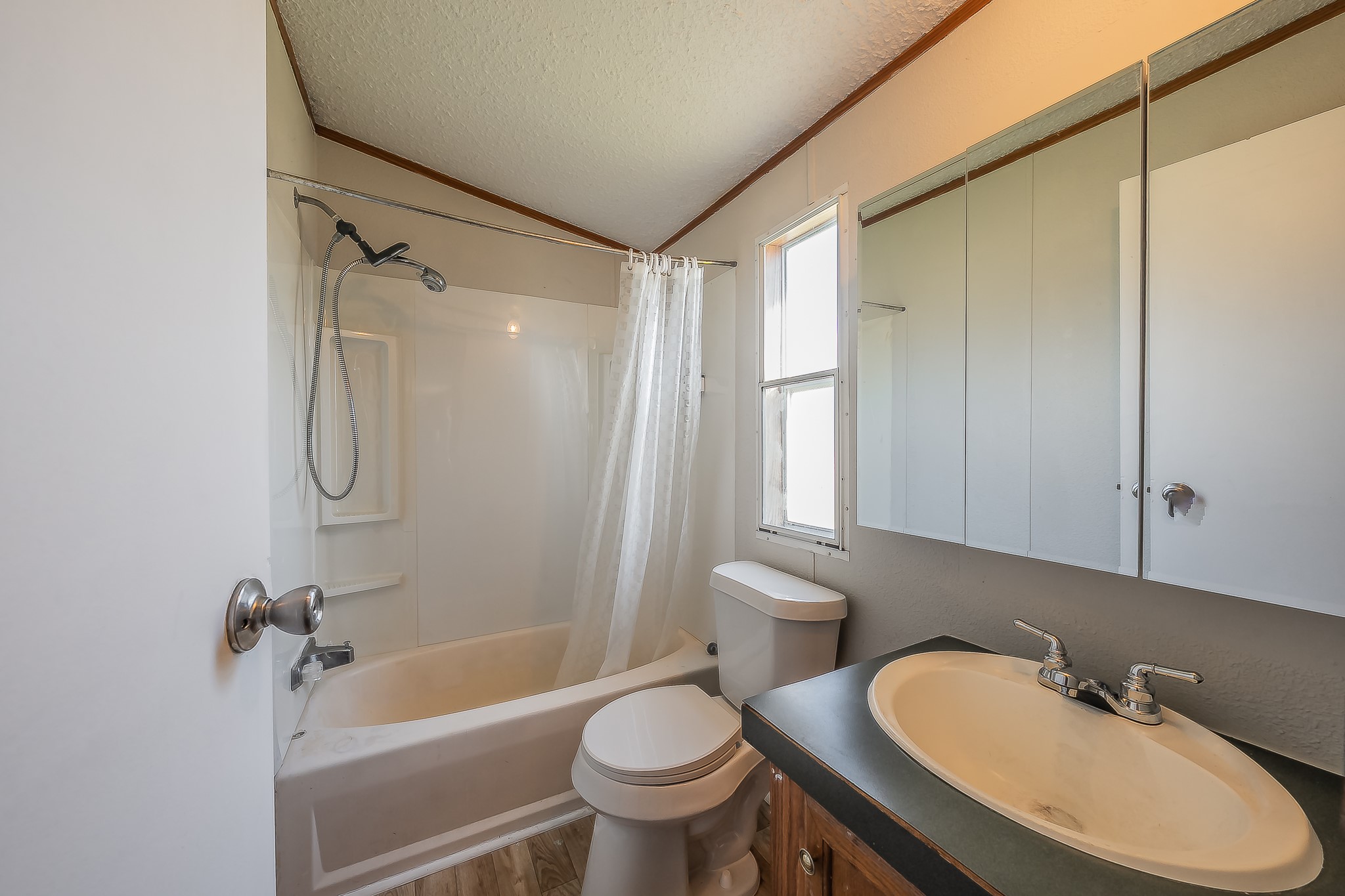 912 Skylark Drive Granbury TX 76049