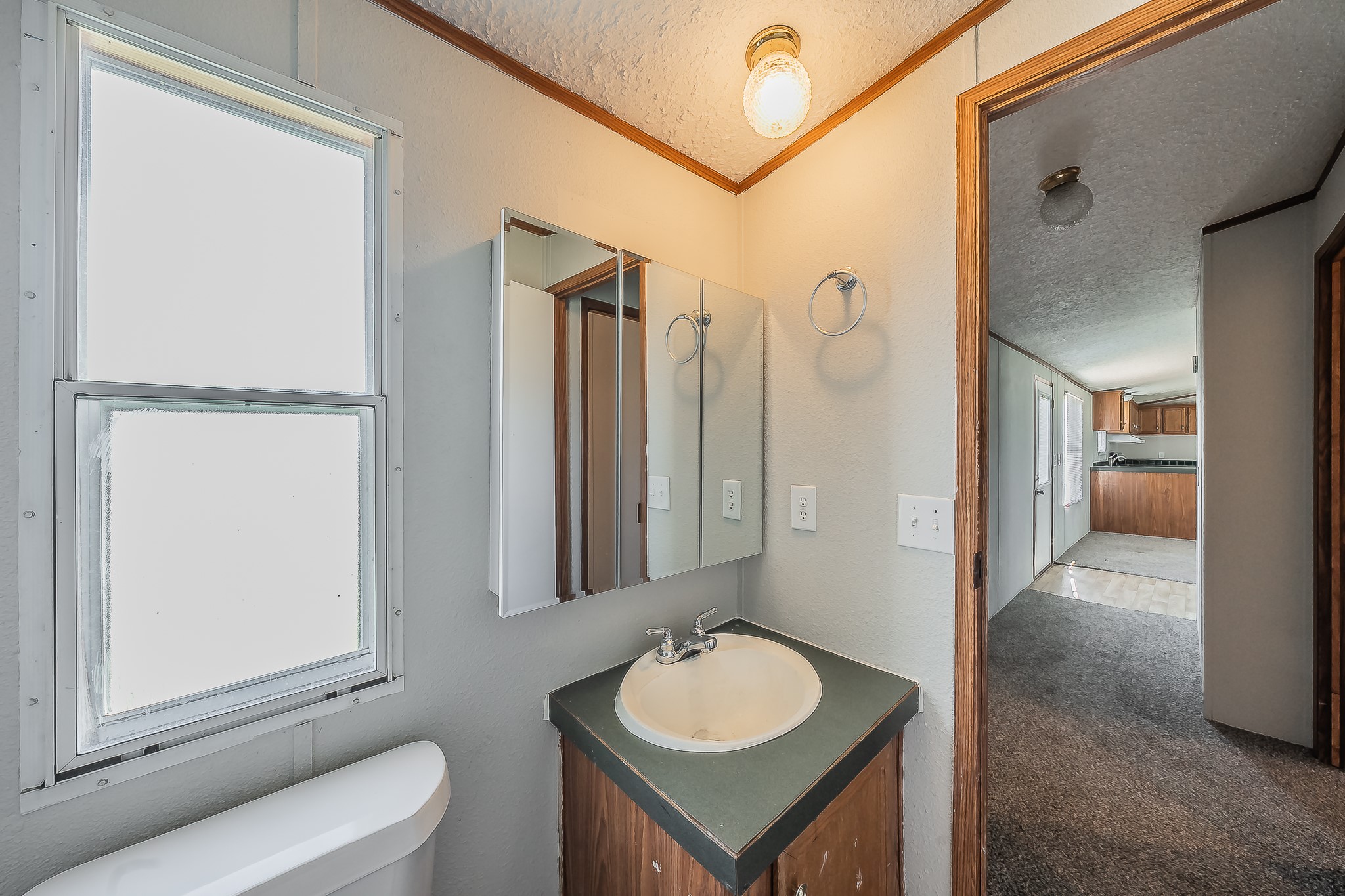 912 Skylark Drive Granbury TX 76049