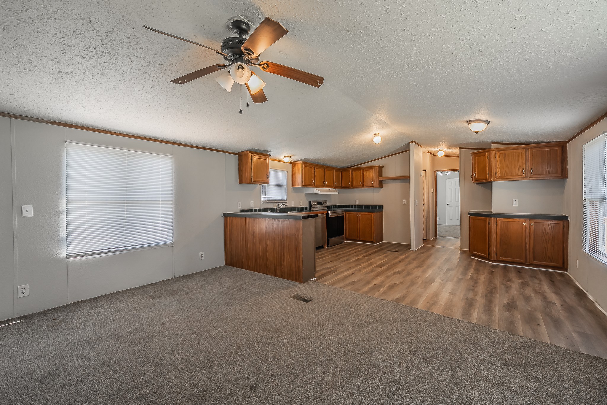 912 Skylark Drive Granbury TX 76049