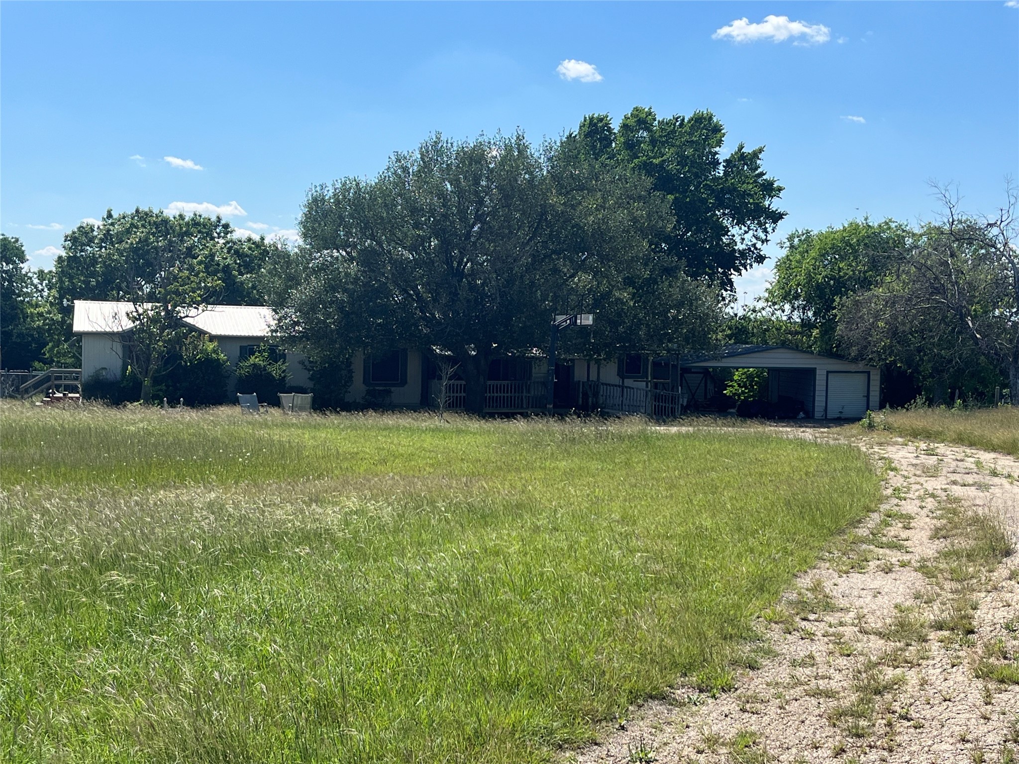 376 Love Lane Moody TX 76557