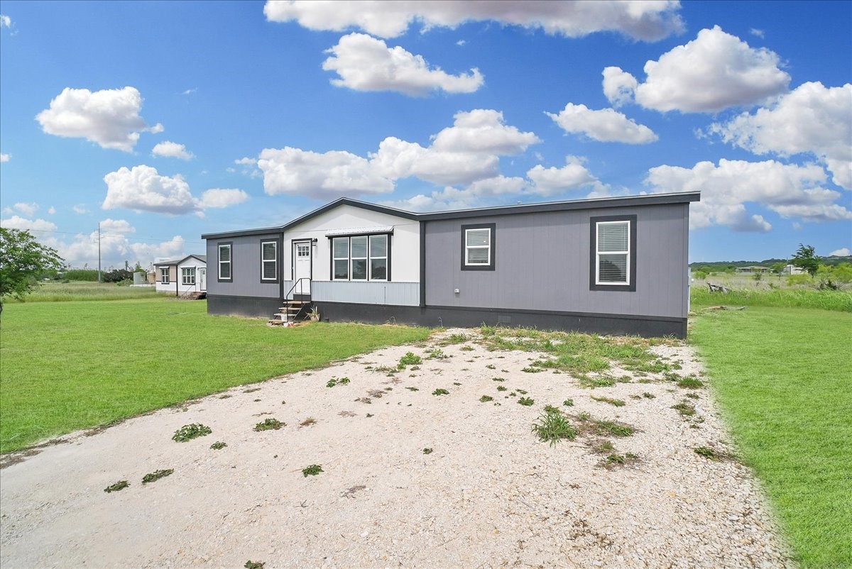 1486 County Road 308 Cleburne TX 76033