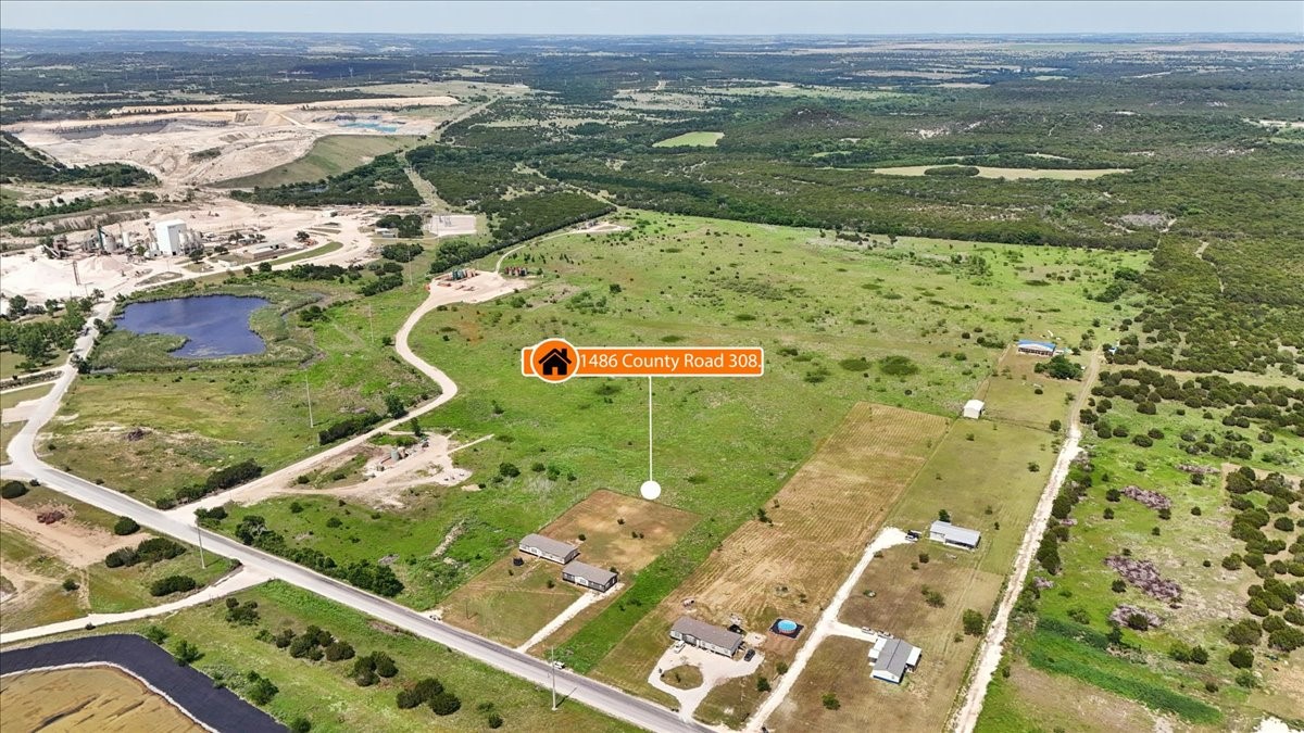1486 County Road 308 Cleburne TX 76033