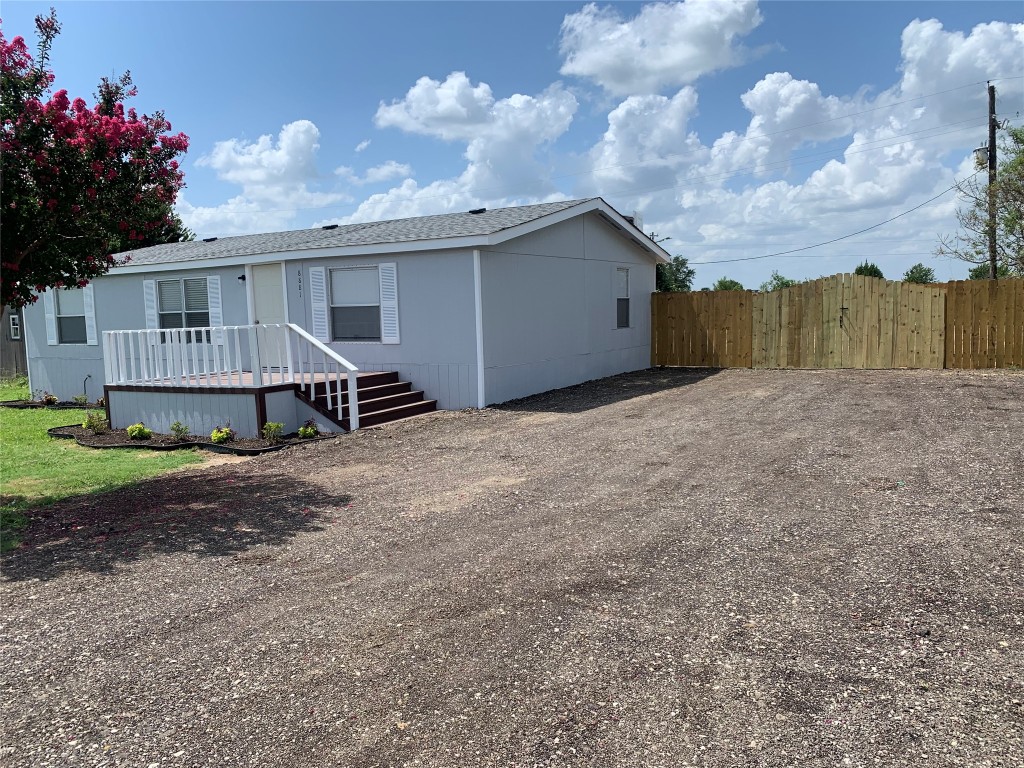 8881 Mid Haven Circle Granbury TX 76048