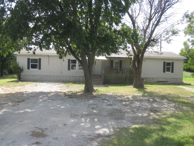 2219 Meadowlark Lane Gainesville TX 76240