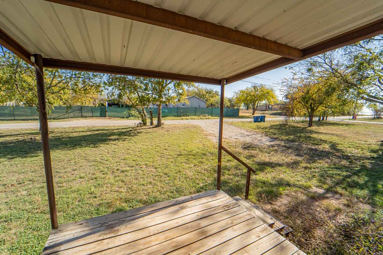 516 S Butte Street Breckenridge TX 76424