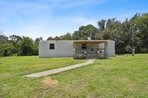 1035 Pawnee Trail Granbury TX 76048