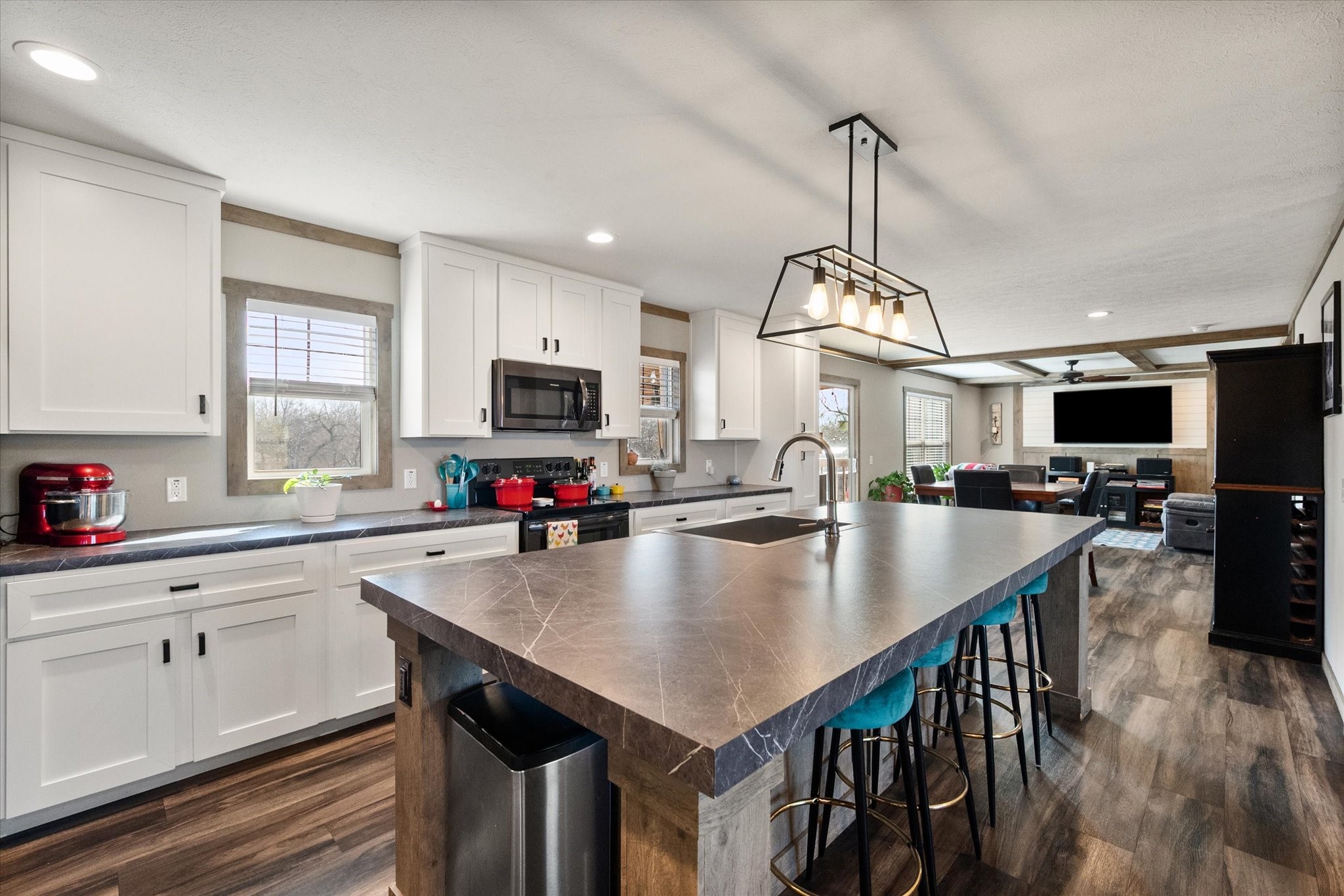 216 SE County Road 3048a Corsicana TX 75109