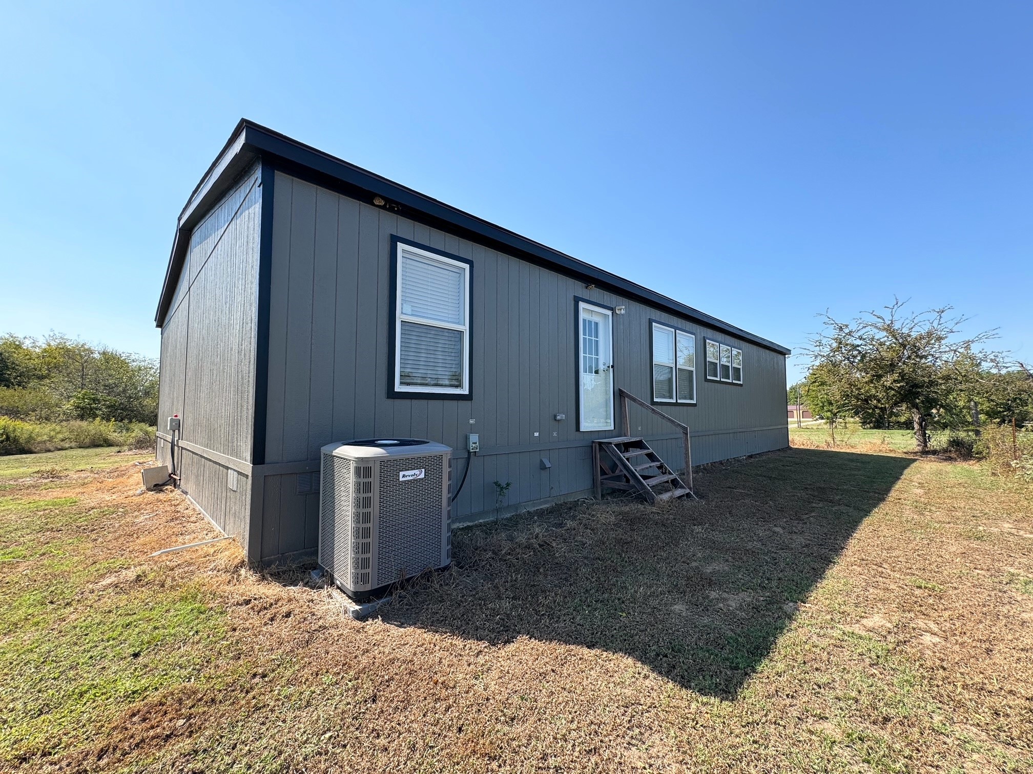 39 Cr 1206 Daingerfield TX 75638