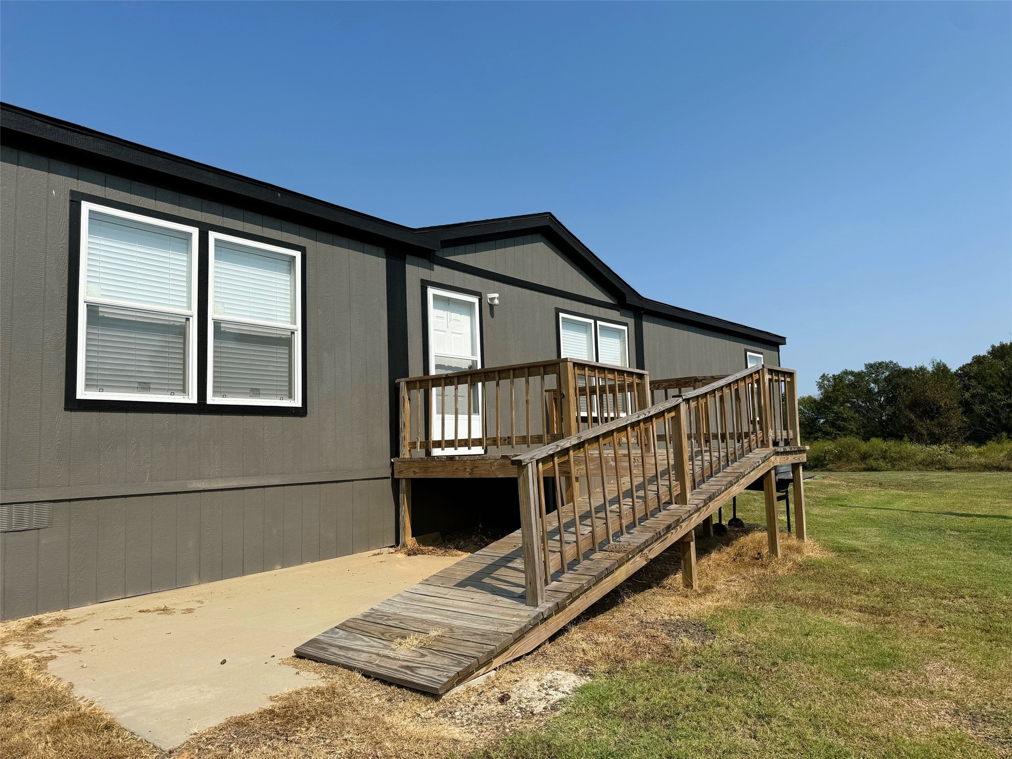 39 Cr 1206 Daingerfield TX 75638