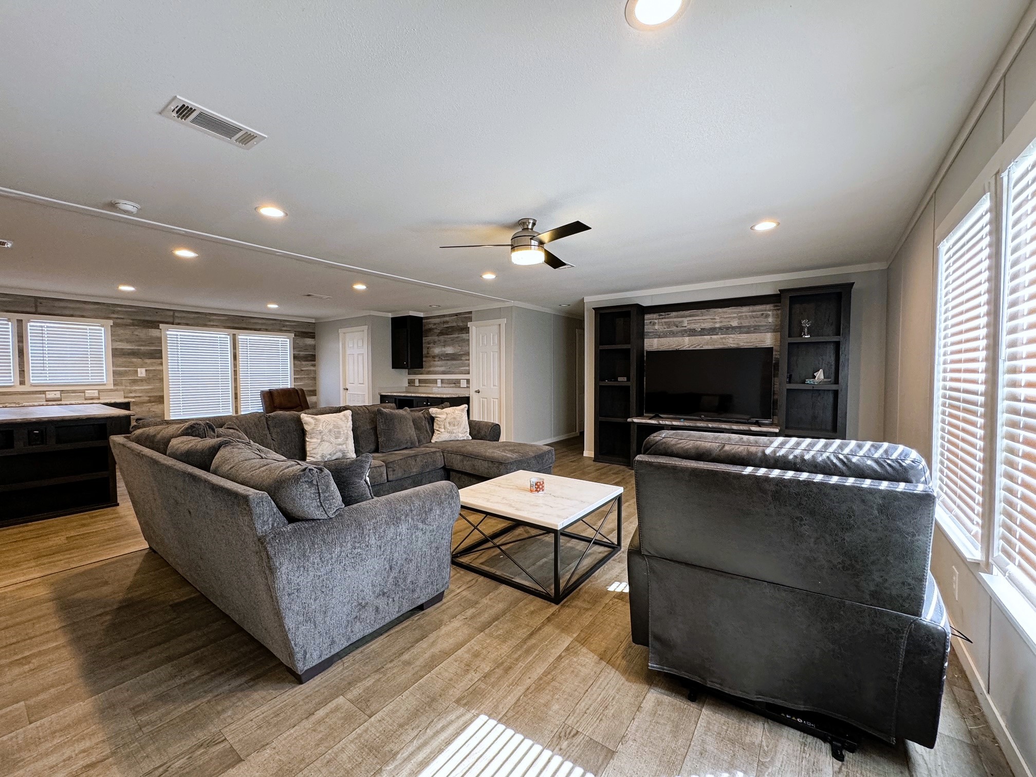 39 Cr 1206 Daingerfield TX 75638