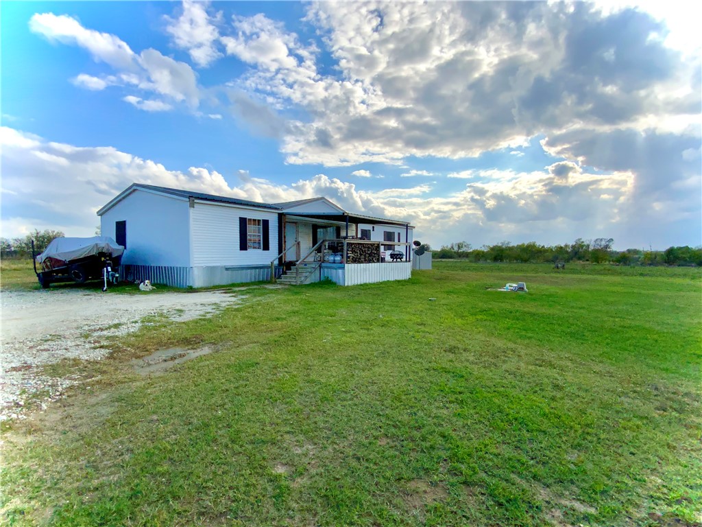 1523 Highway 14 S Groesbeck TX 76642