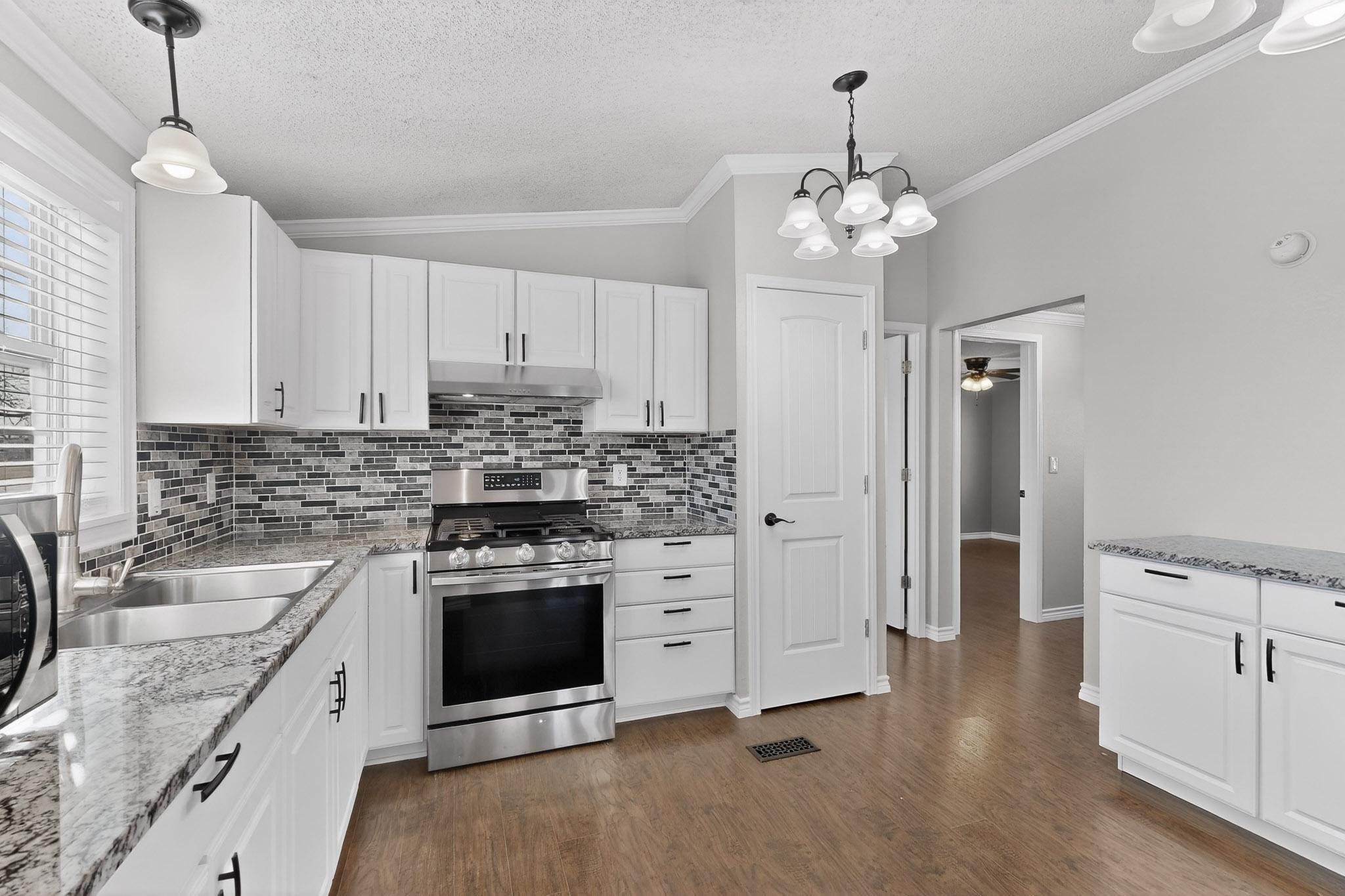 819 Hoss Road Sanger TX 76266