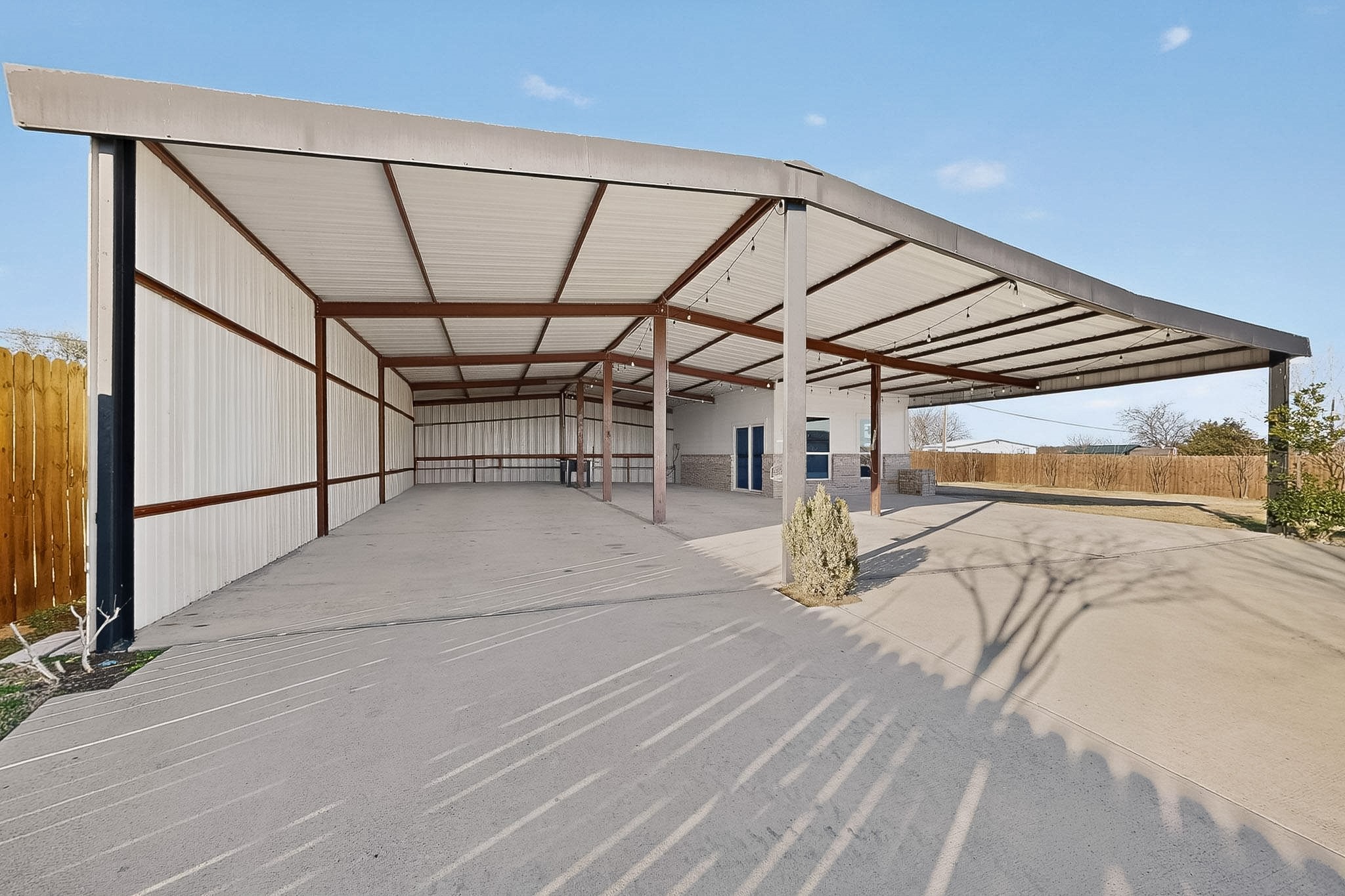 819 Hoss Road Sanger TX 76266