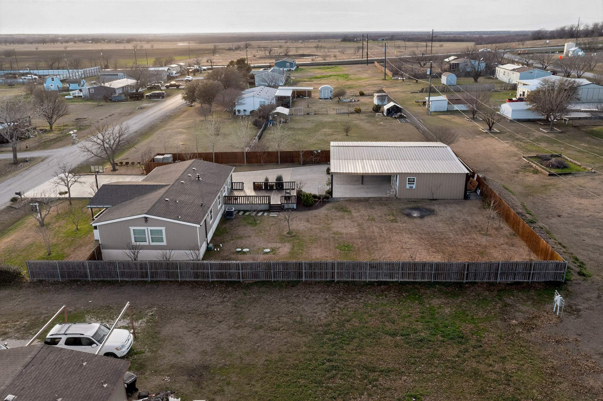 819 Hoss Road Sanger TX 76266