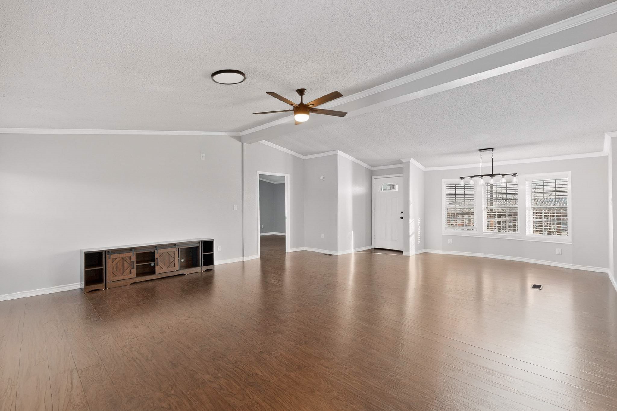819 Hoss Road Sanger TX 76266
