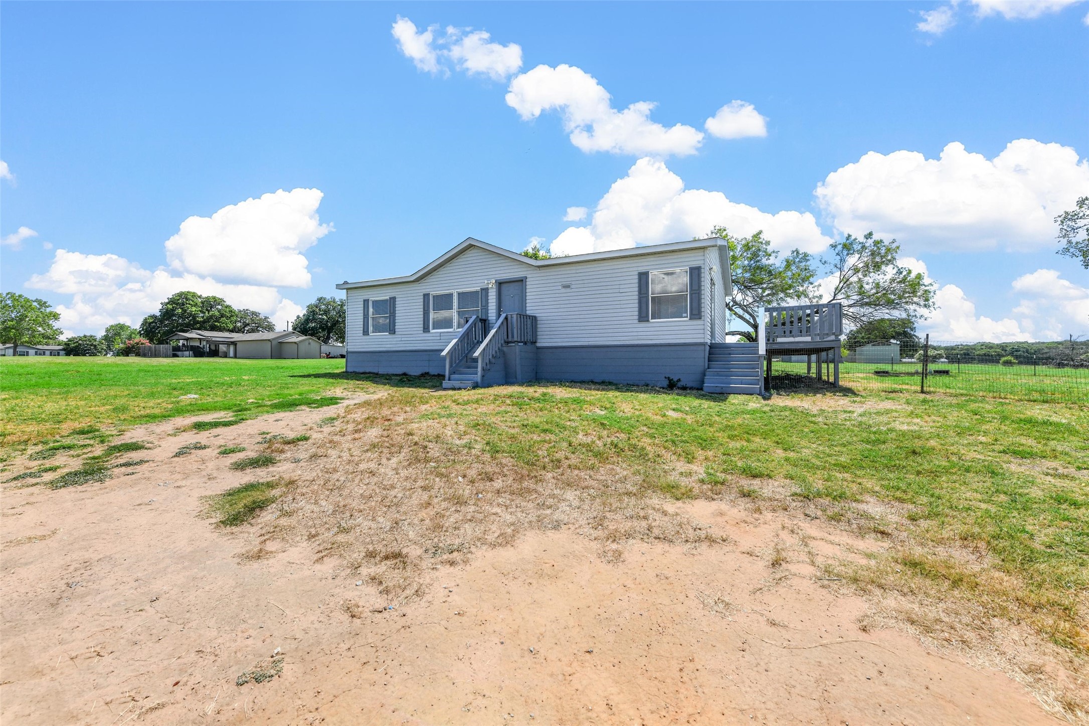 285 Prairie Lane Azle TX 76020