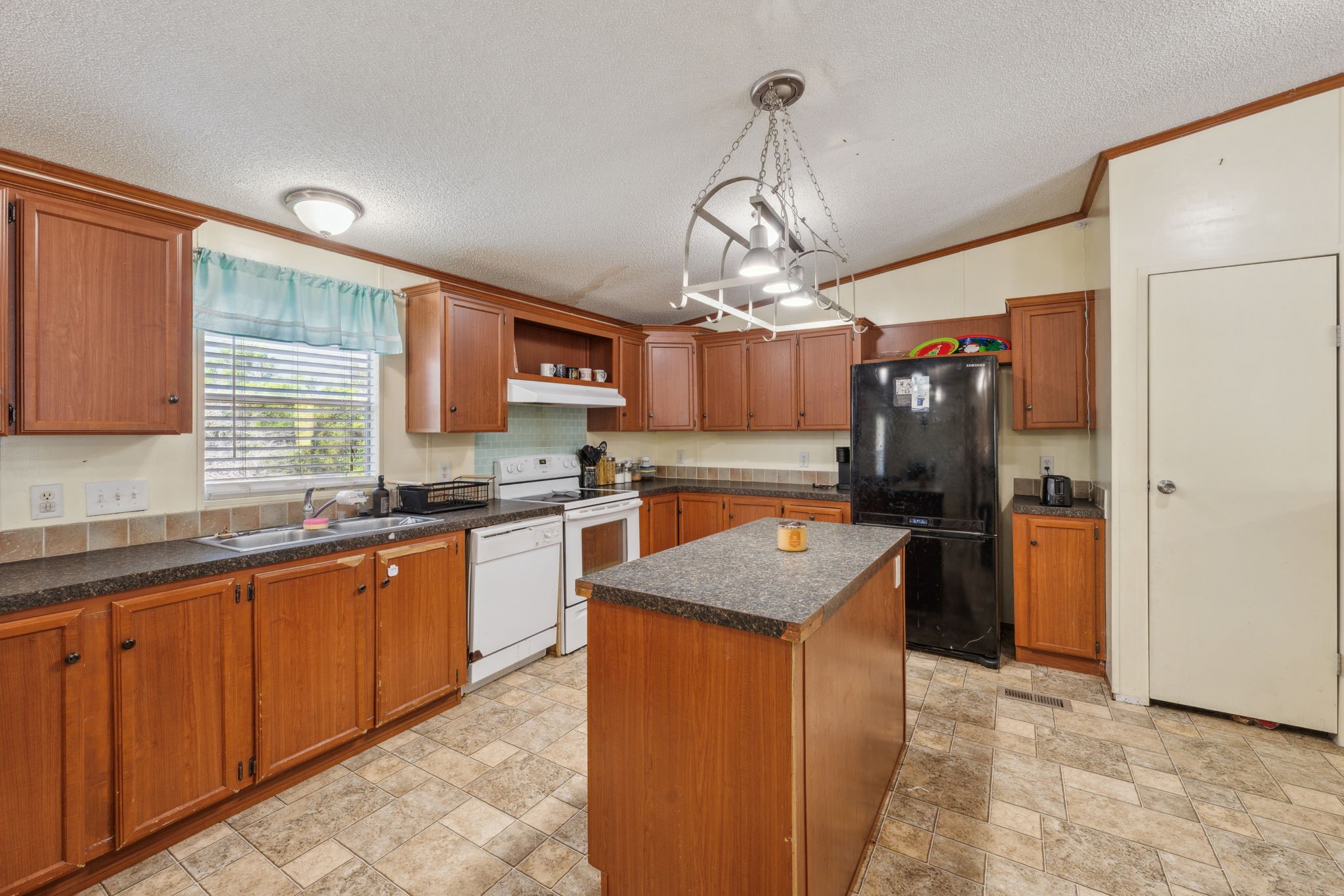 4810 Orange Blossom Street Granbury TX 76048