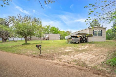 8690 County Road 3814 Athens TX 75752