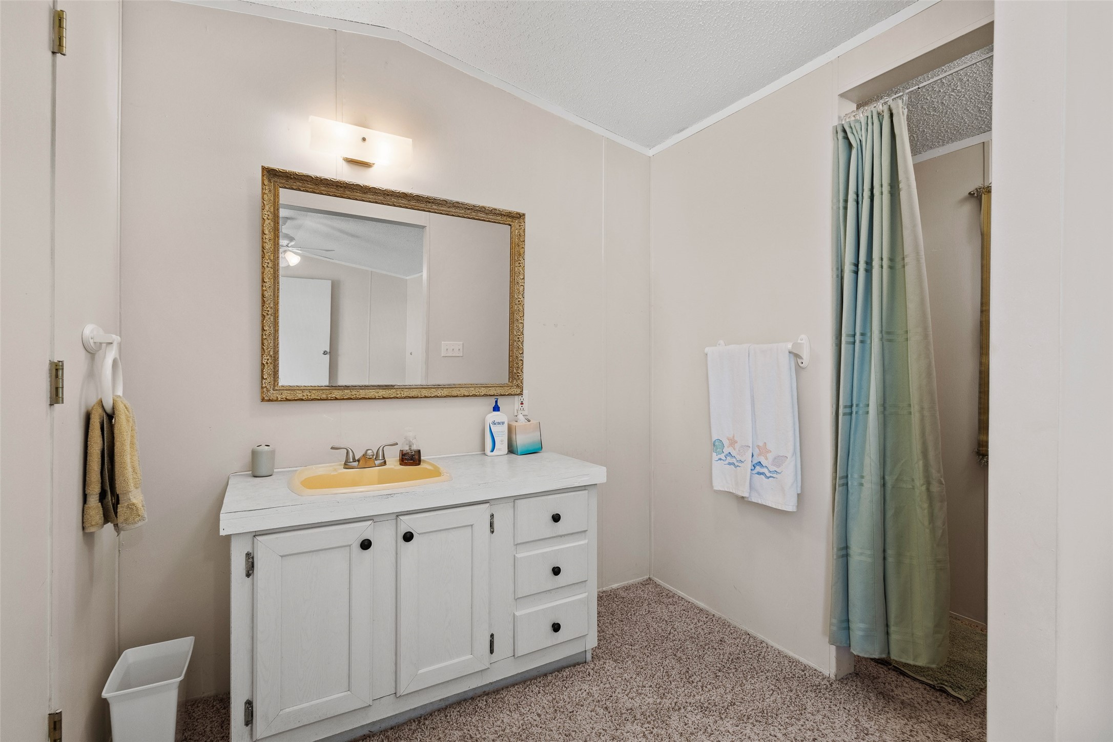 28 Air Force Drive Pottsboro TX 75076