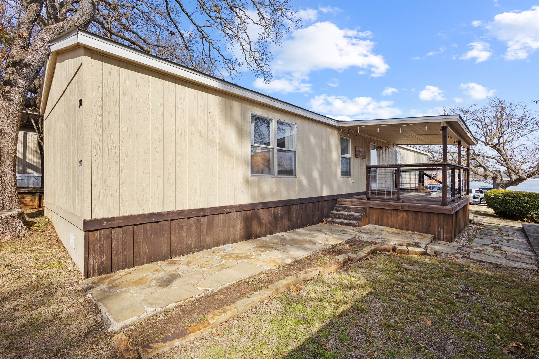 28 Air Force Drive Pottsboro TX 75076
