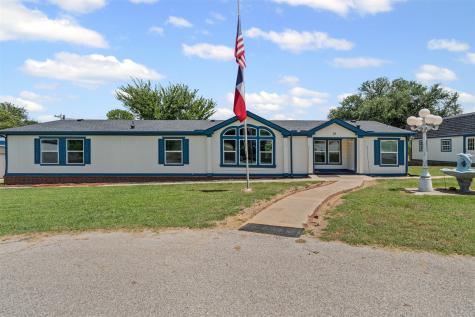 18 Sunny Lane Burleson TX 76028