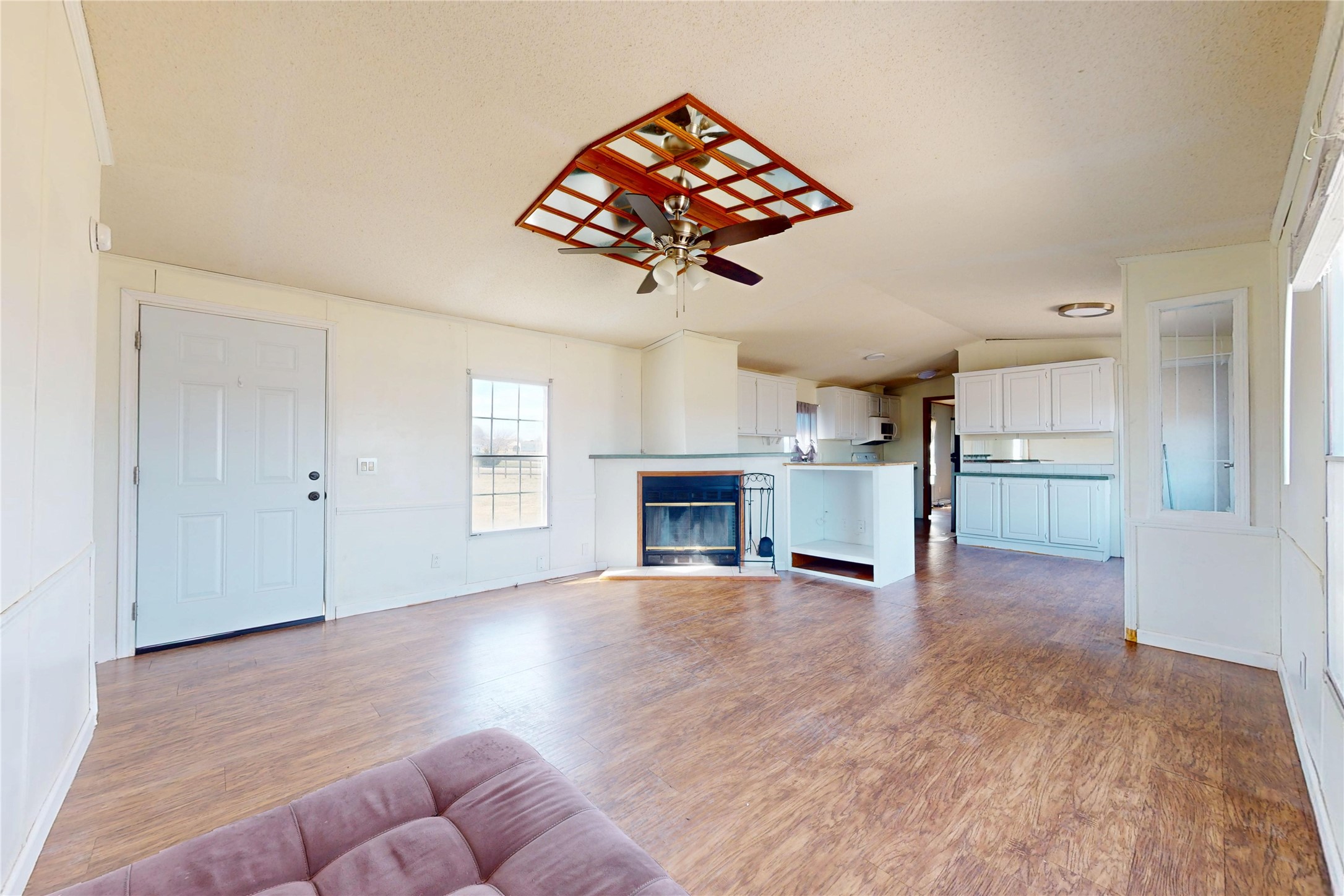 206 Creekview Meadows Court Springtown TX 76082